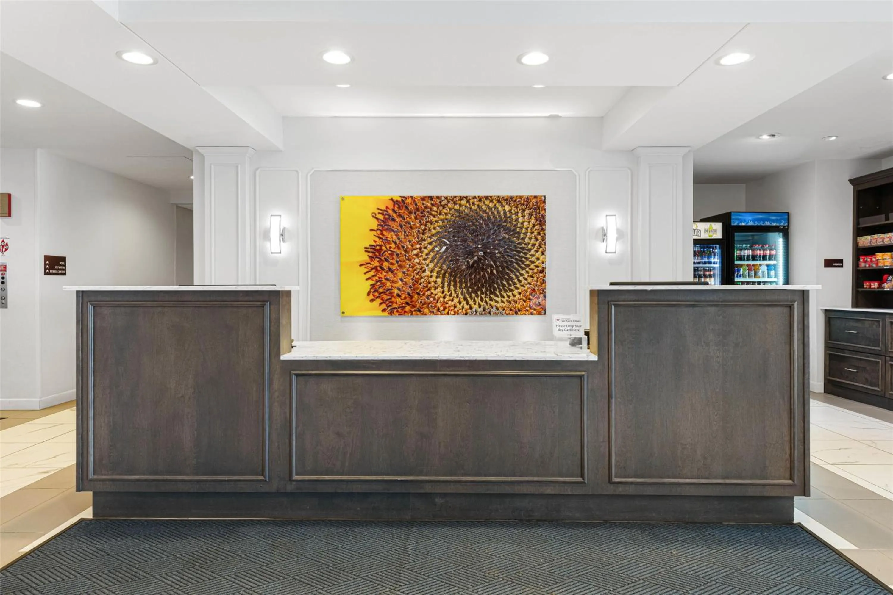 Lobby or reception in Best Western Plus New Richmond Inn & Suites