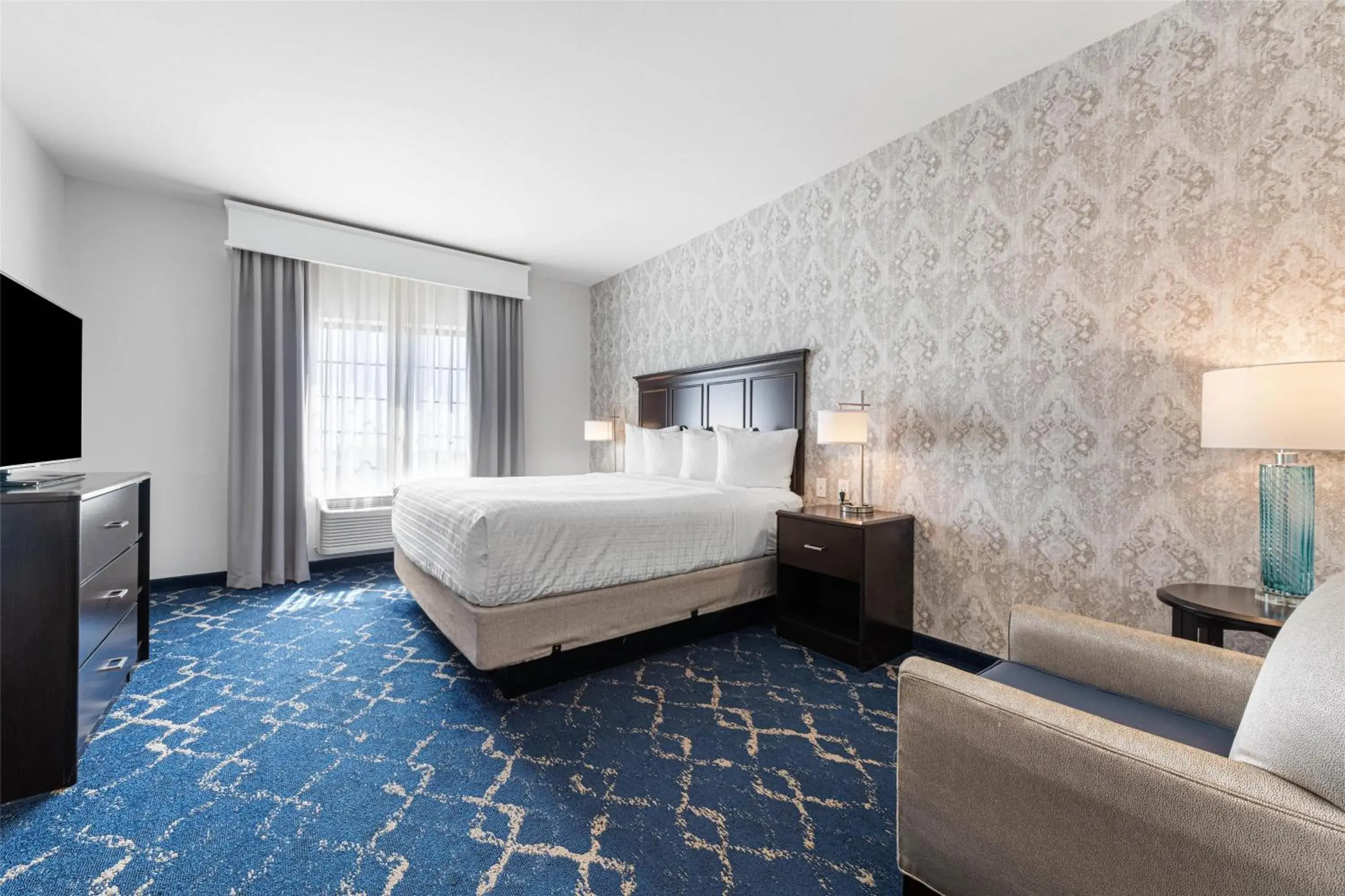 Bedroom in Best Western Plus New Richmond Inn & Suites Bedroom in Best Western Plus New Richmond Inn & Suites