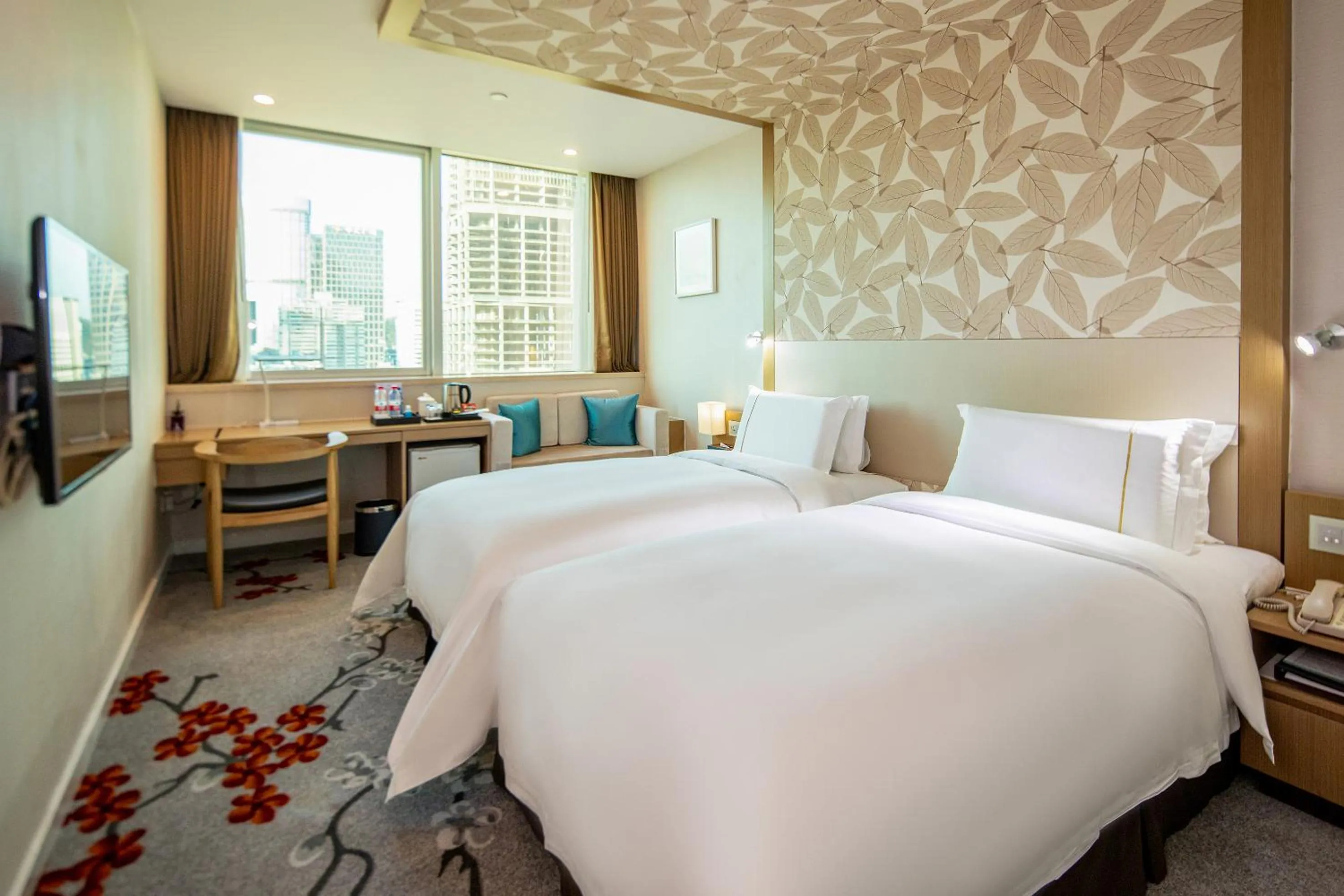 Bed in China Mayors Plaza