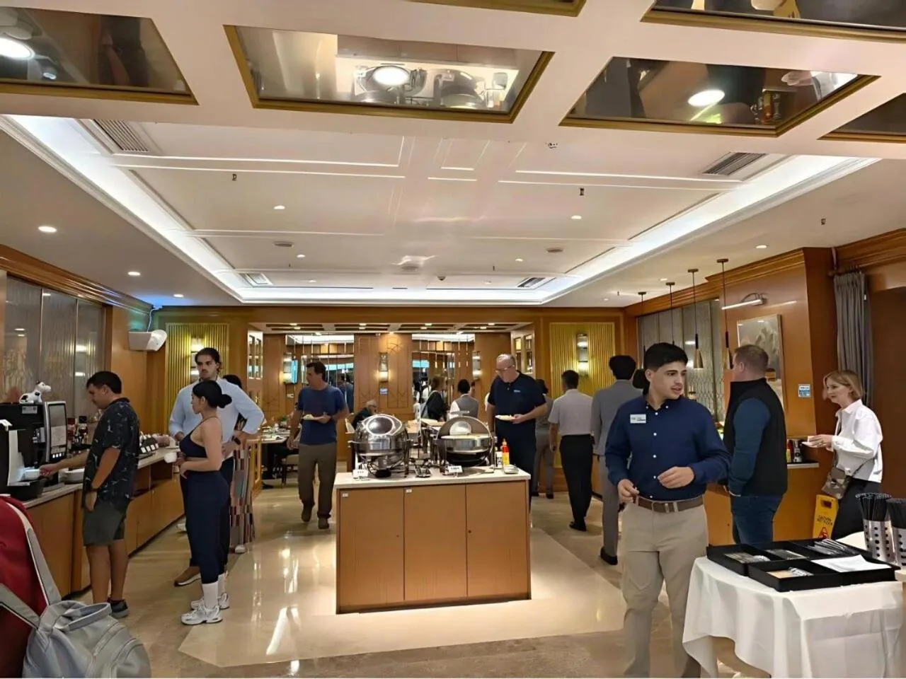Restaurant/places to eat in China Mayors Plaza