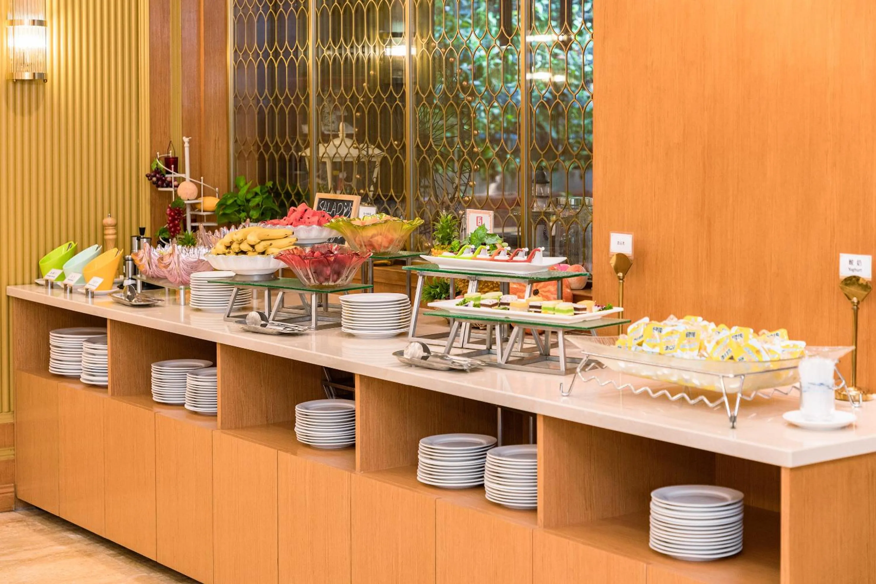 Restaurant/places to eat in China Mayors Plaza