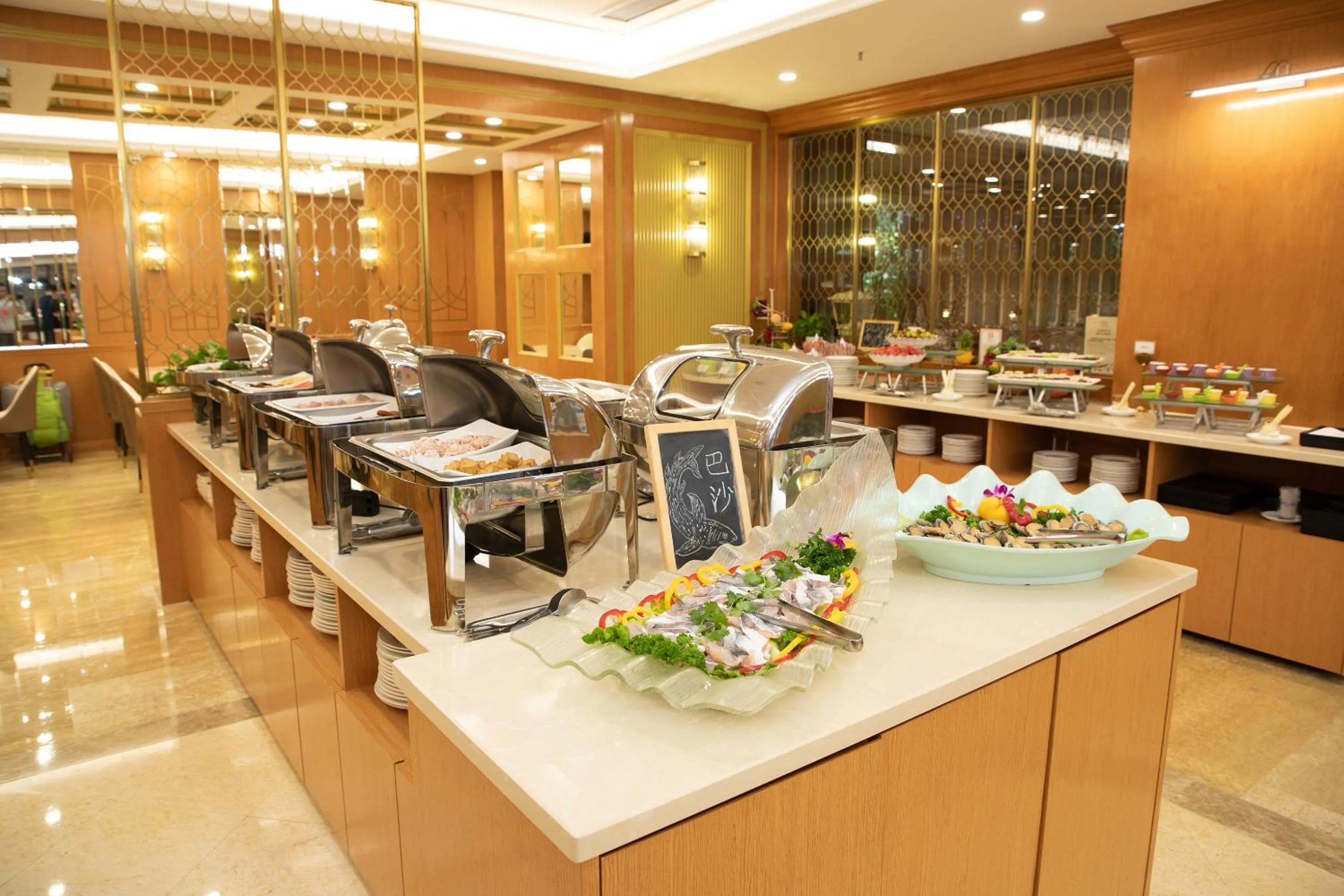 Restaurant/places to eat in China Mayors Plaza