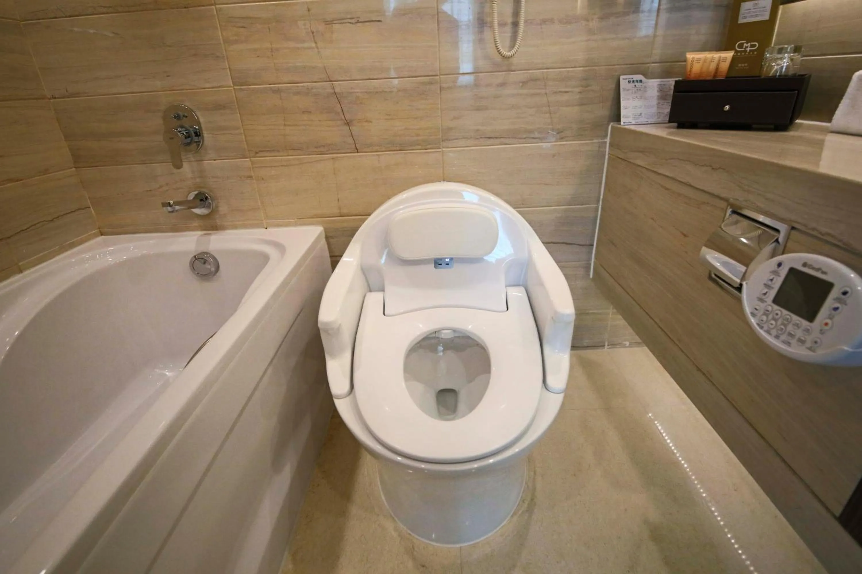 Toilet in China Mayors Plaza