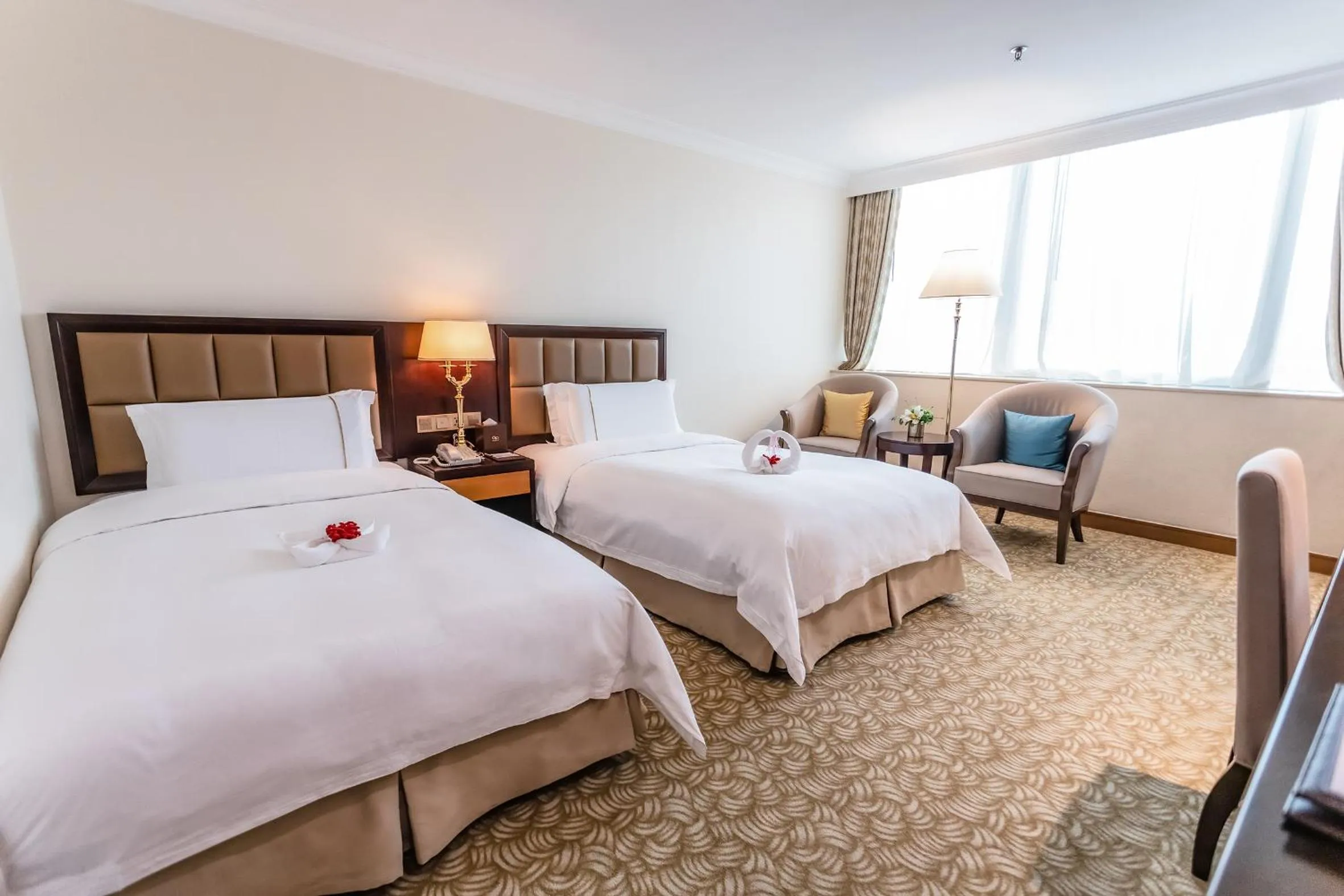 Bed in China Mayors Plaza