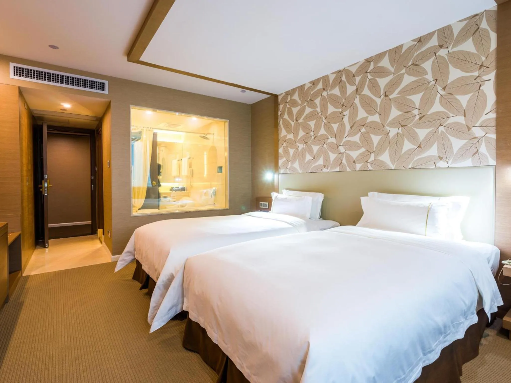 bunk bed, Bed in China Mayors Plaza