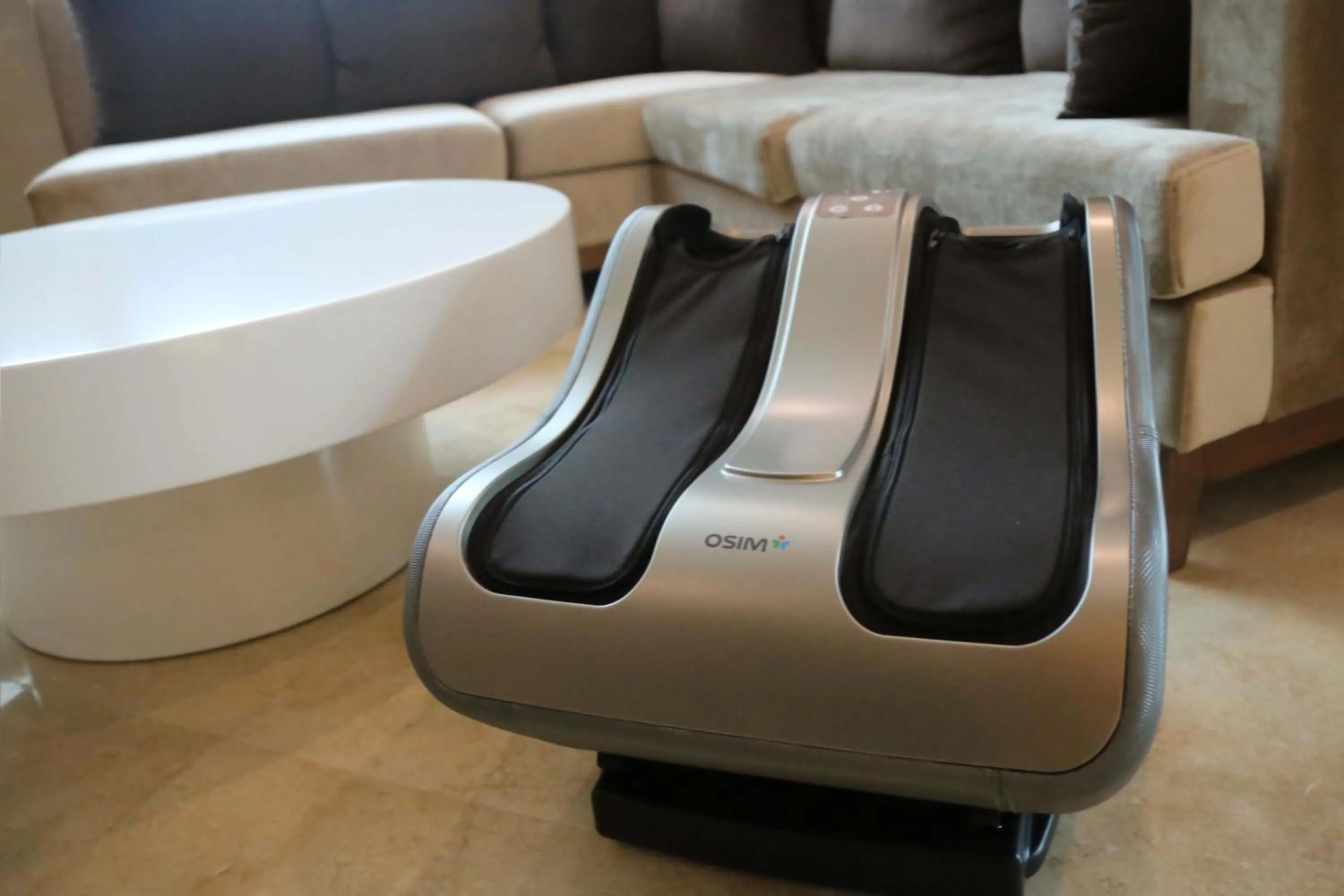 Massage in China Mayors Plaza