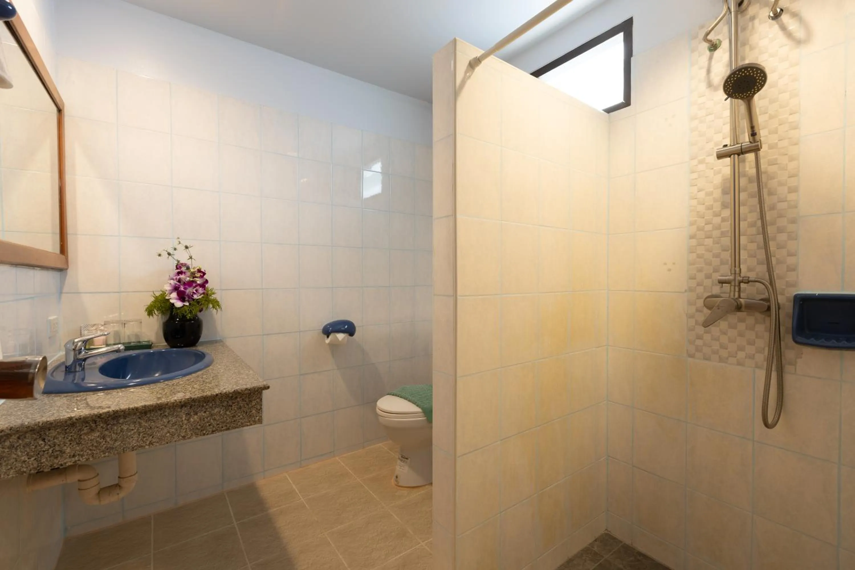 Bathroom in Kamala Dreams