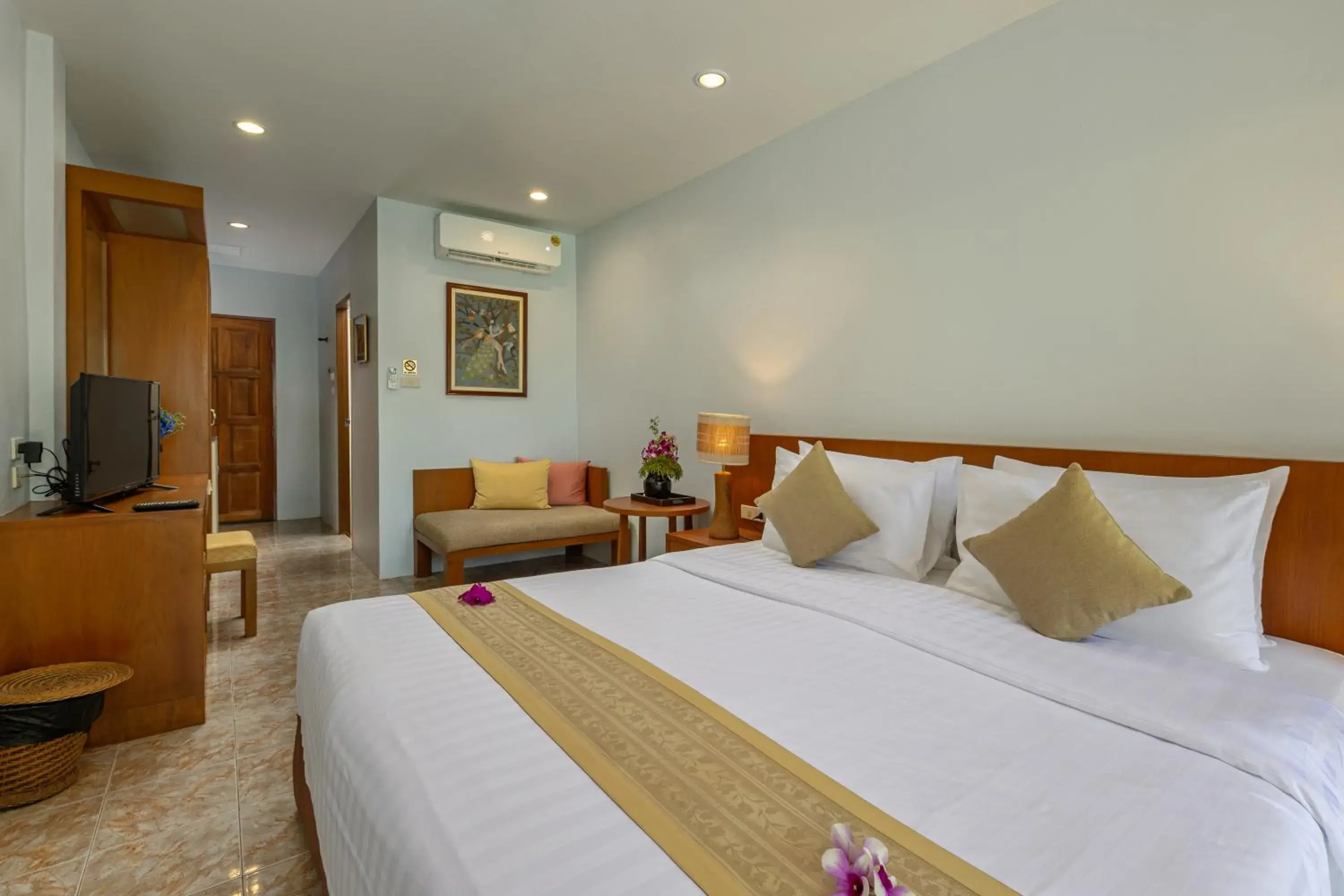 Photo of the whole room, Bed in Kamala Dreams Photo of the whole room, Bed in Kamala Dreams