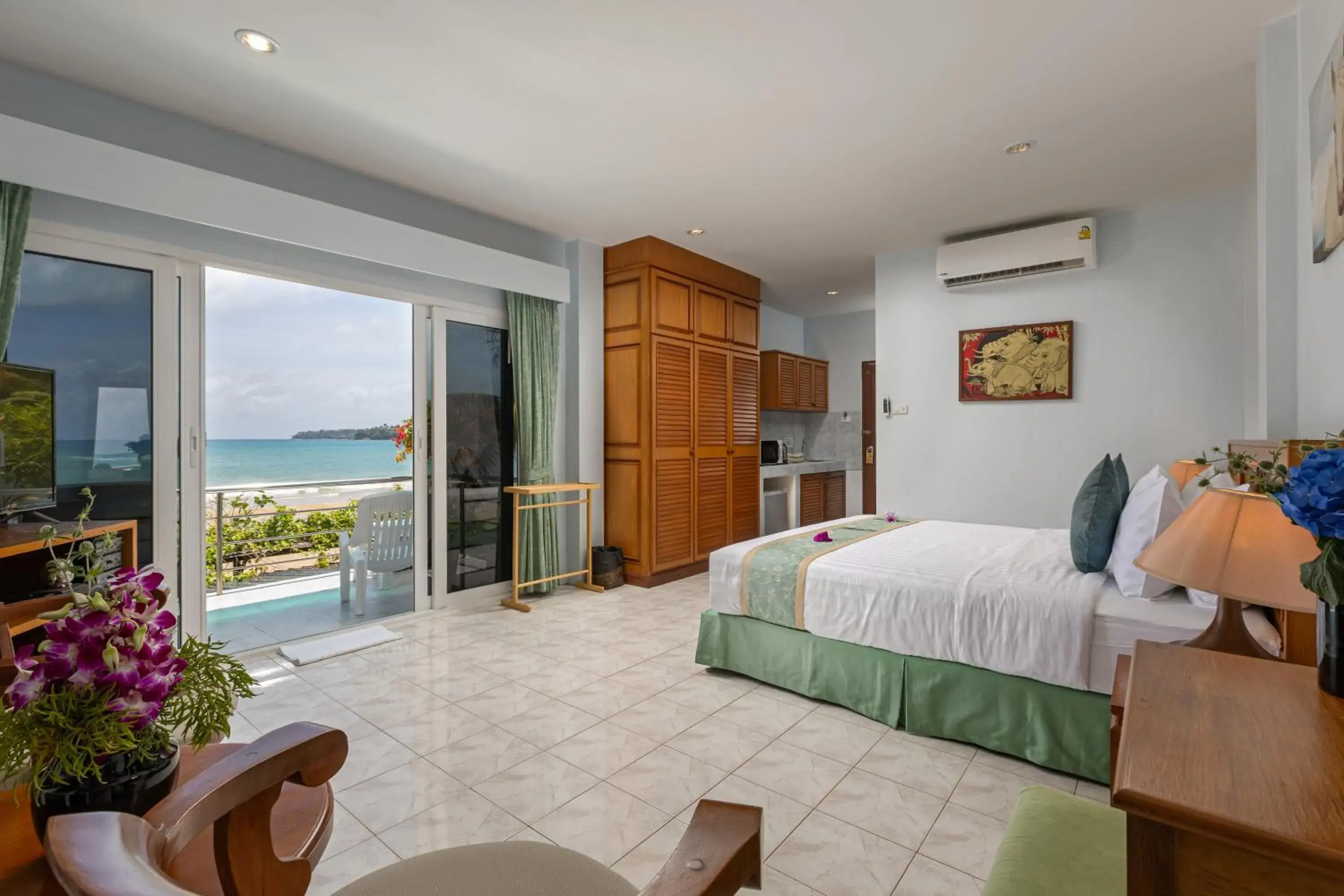 Bedroom, Bed in Kamala Dreams Bedroom, Bed in Kamala Dreams