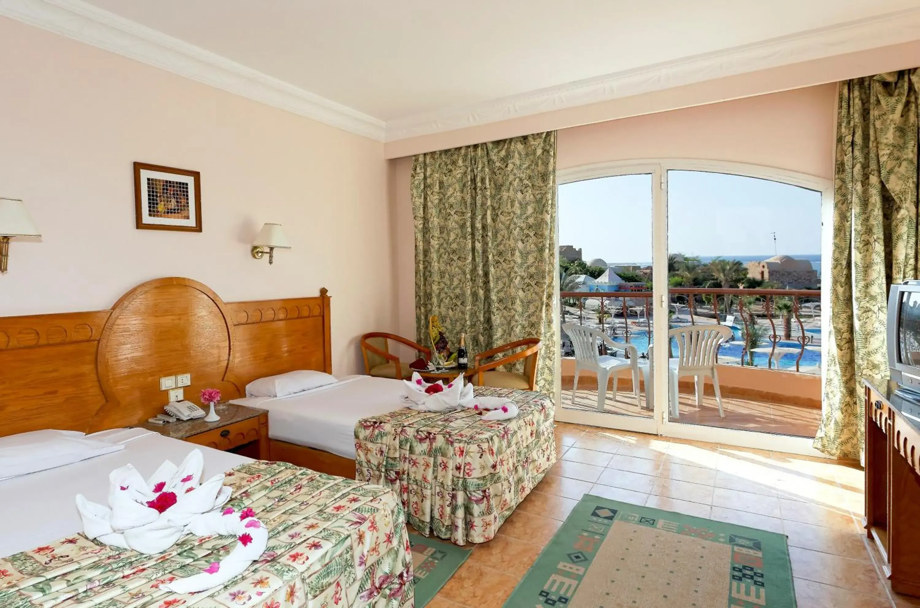 Standard Double Room in Pensee Royal Garden Beach Resort Standard Double Room in Pensee Royal Garden Beach Resort