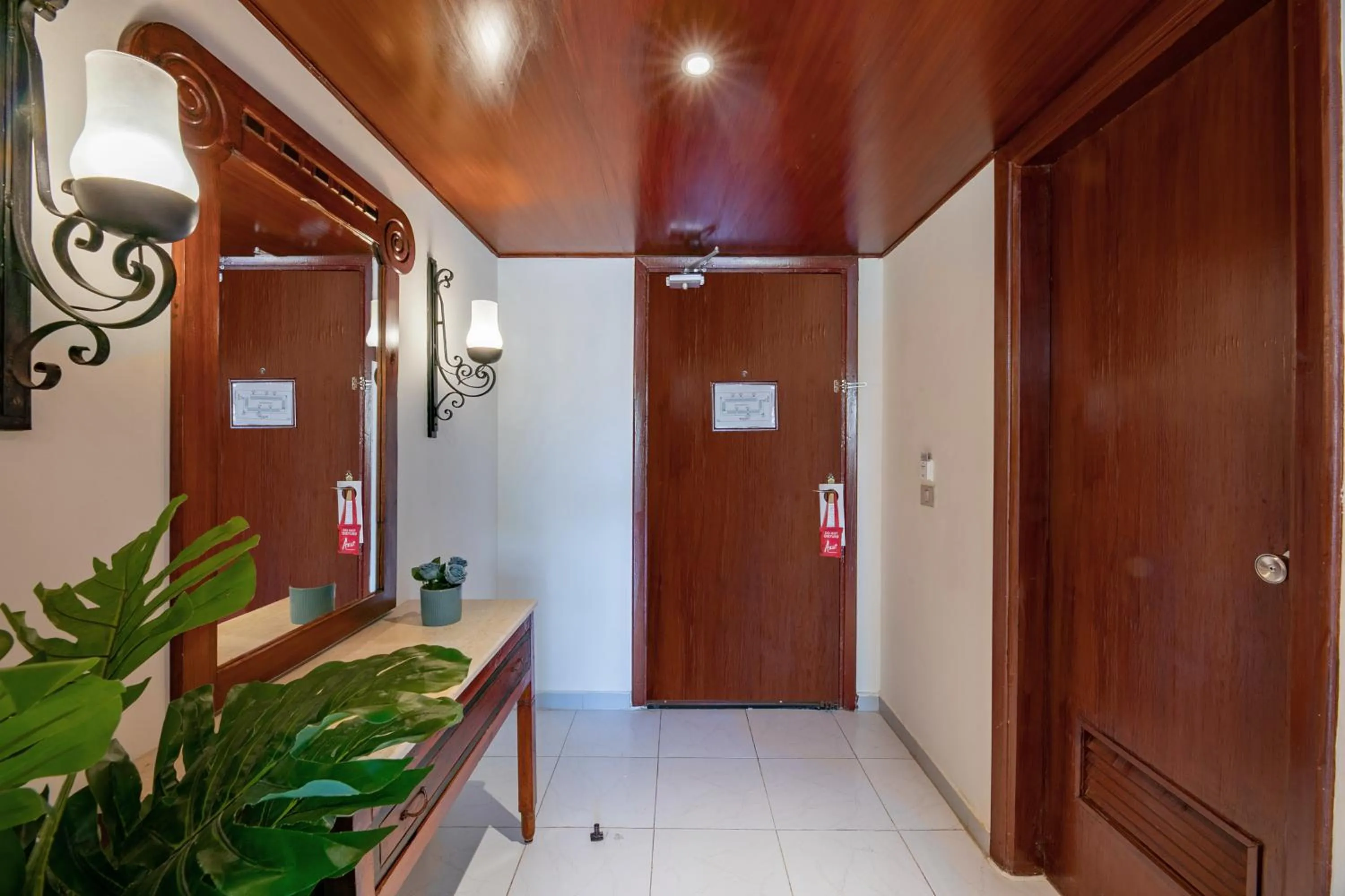 wardrobe in Bel Air Azur Resort (Adults Only)