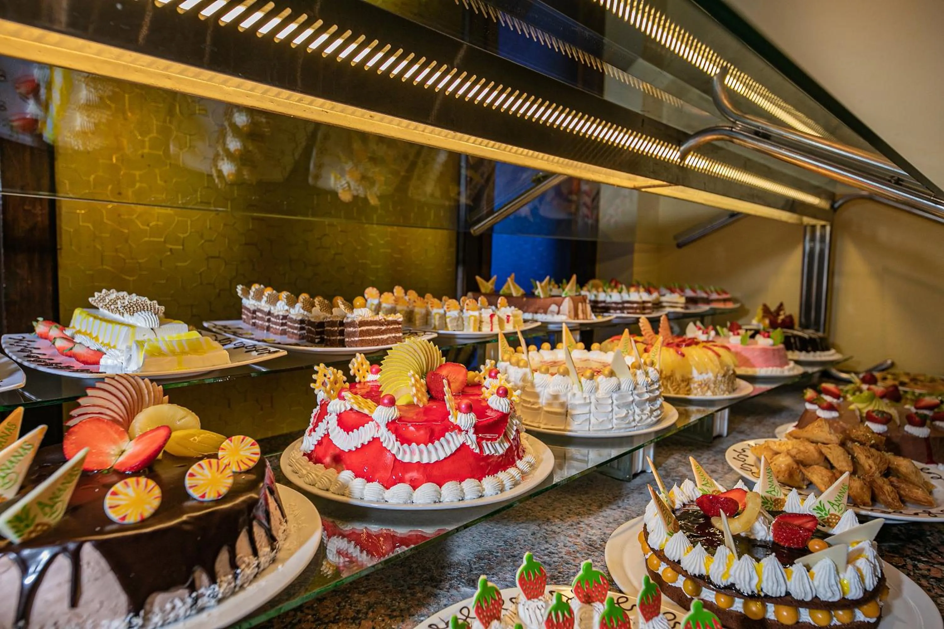 Food in Bel Air Azur Resort (Adults Only)