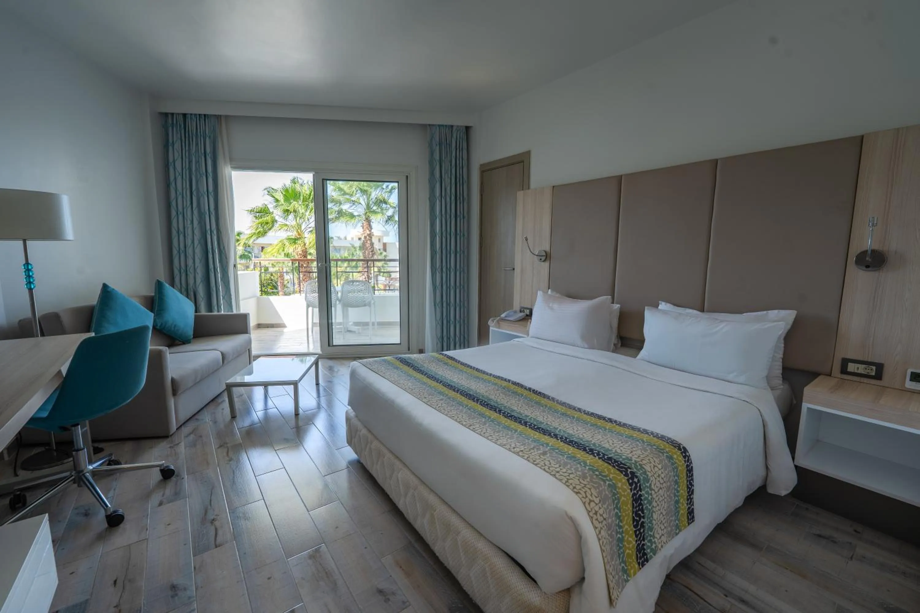 Bedroom, Bed in JAZ Palmariva Beach