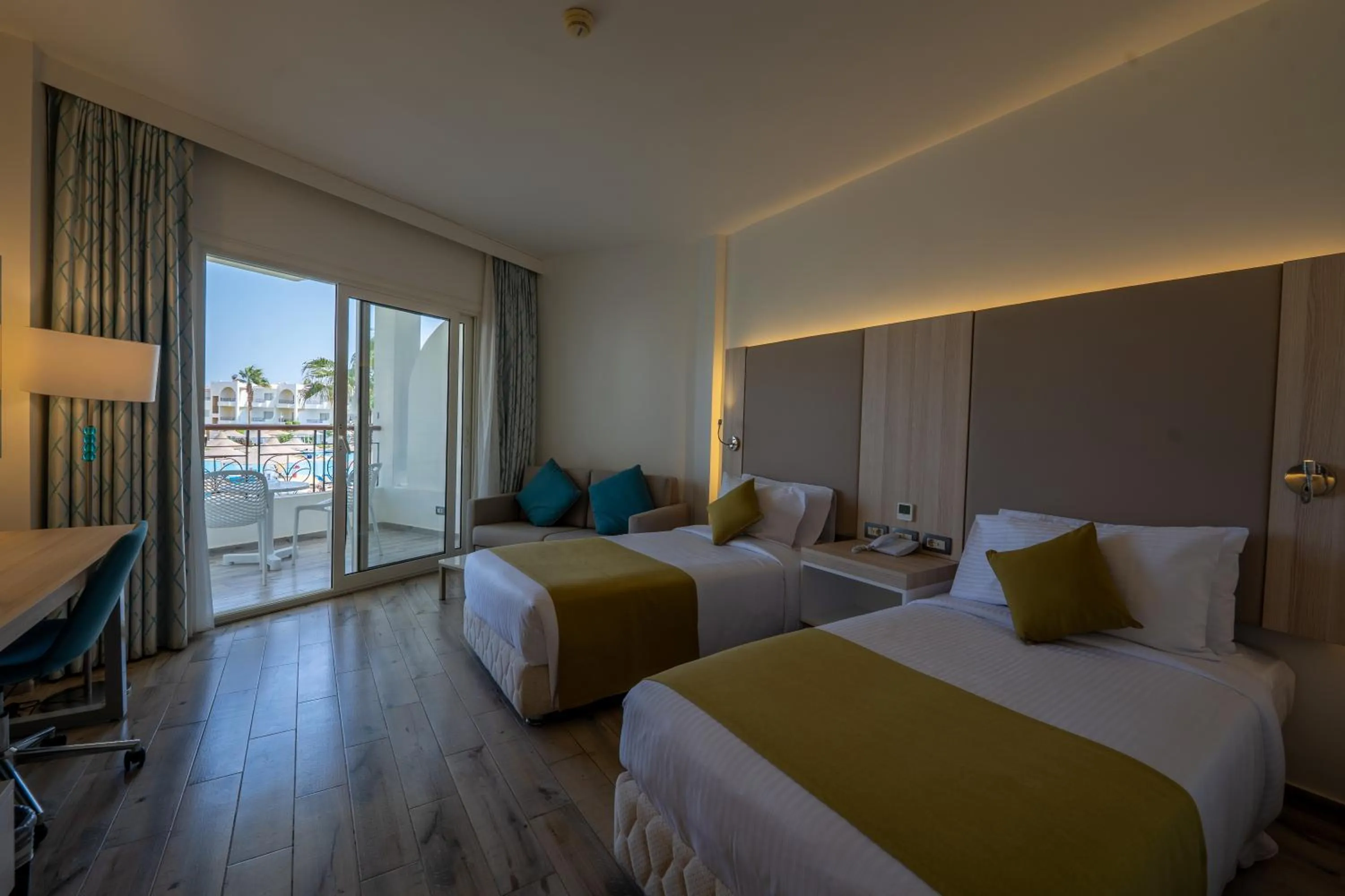 Bedroom, Bed in JAZ Palmariva Beach