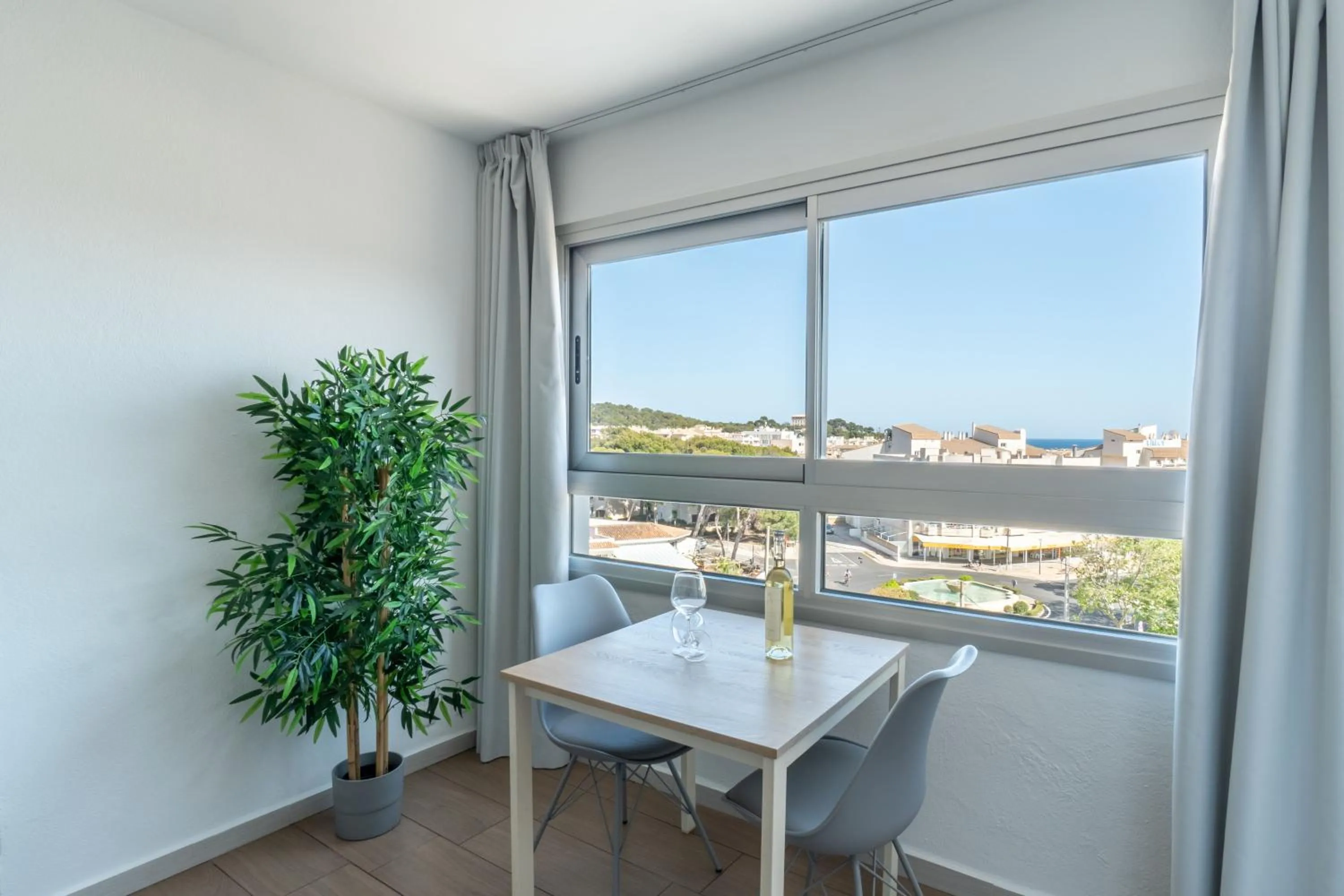 Apartaments La Perla Negra