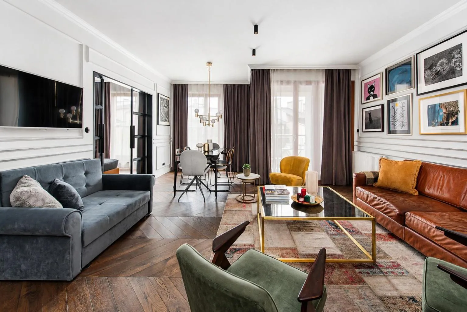 TV and multimedia in Harmonica Apartment - Trynitarska 6 street
