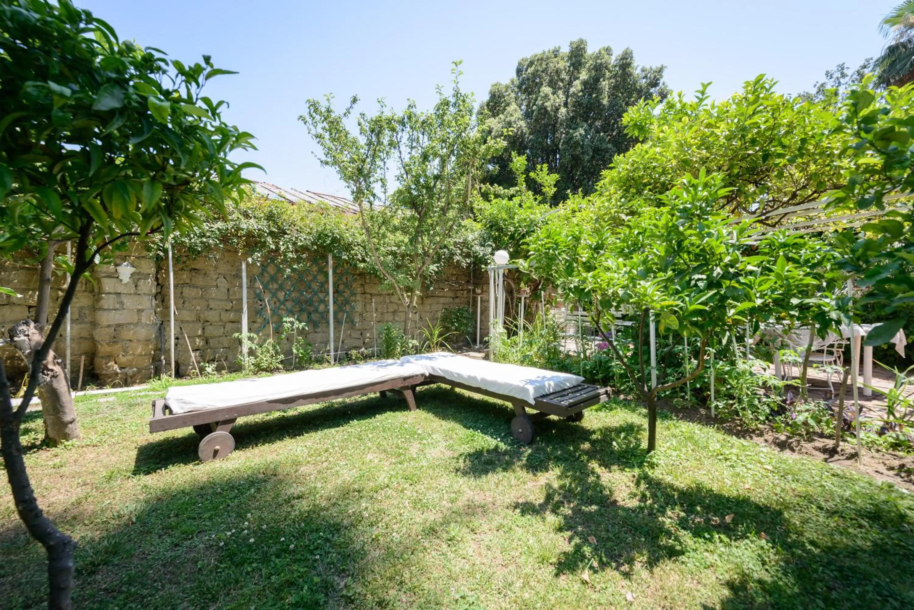 Other in Giardino Segreto