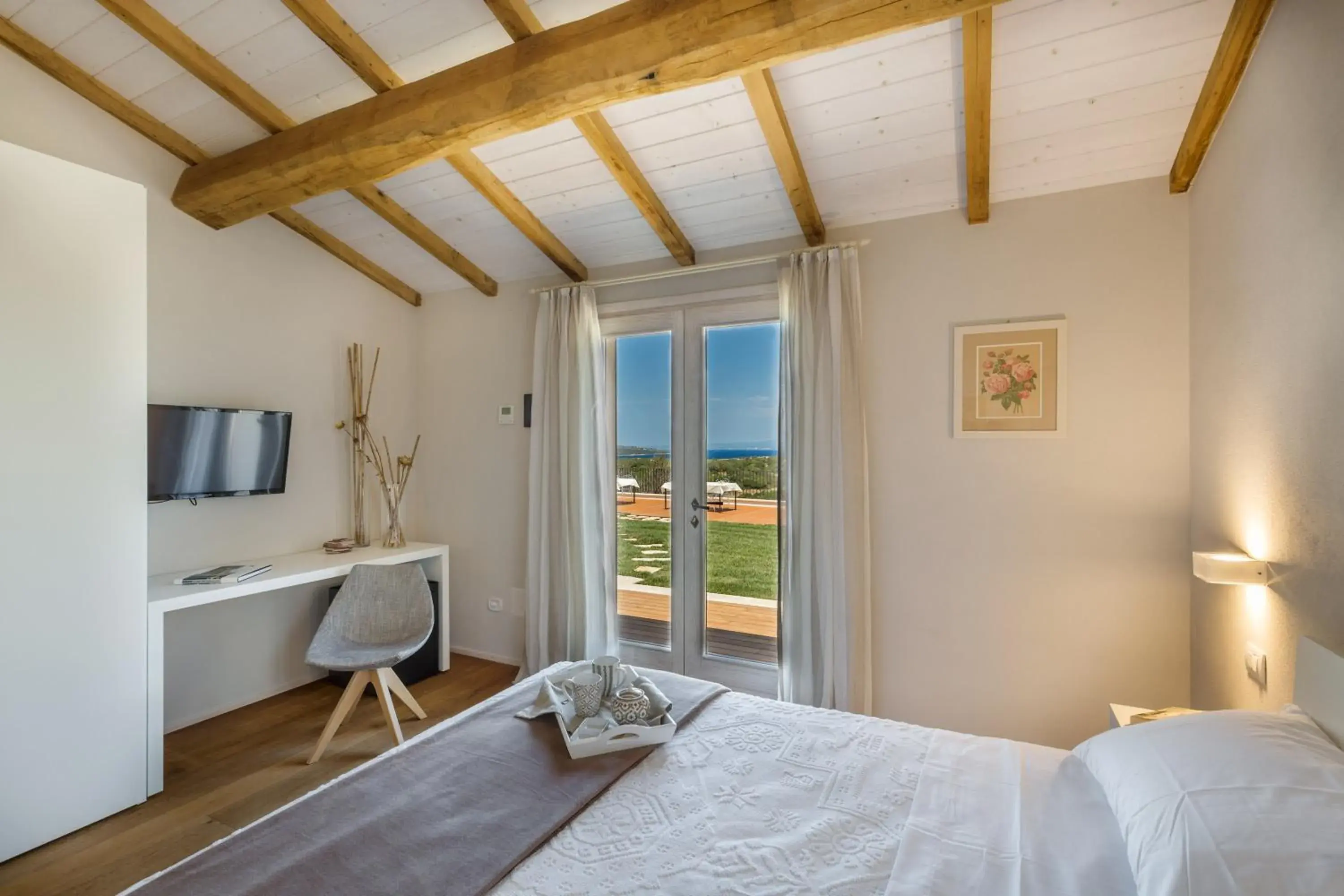 Deluxe Room in Tenuta Petra Bianca Deluxe Room in Tenuta Petra Bianca