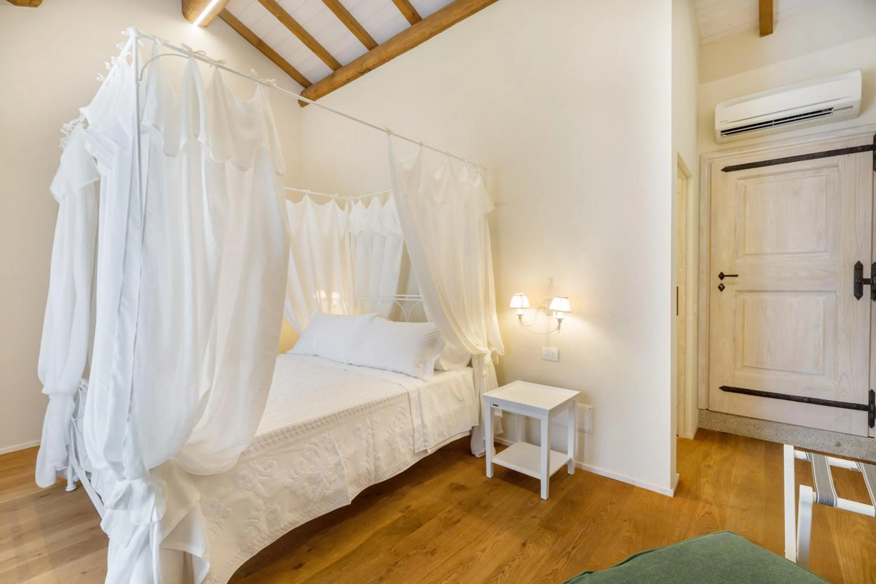 Bed in Tenuta Petra Bianca