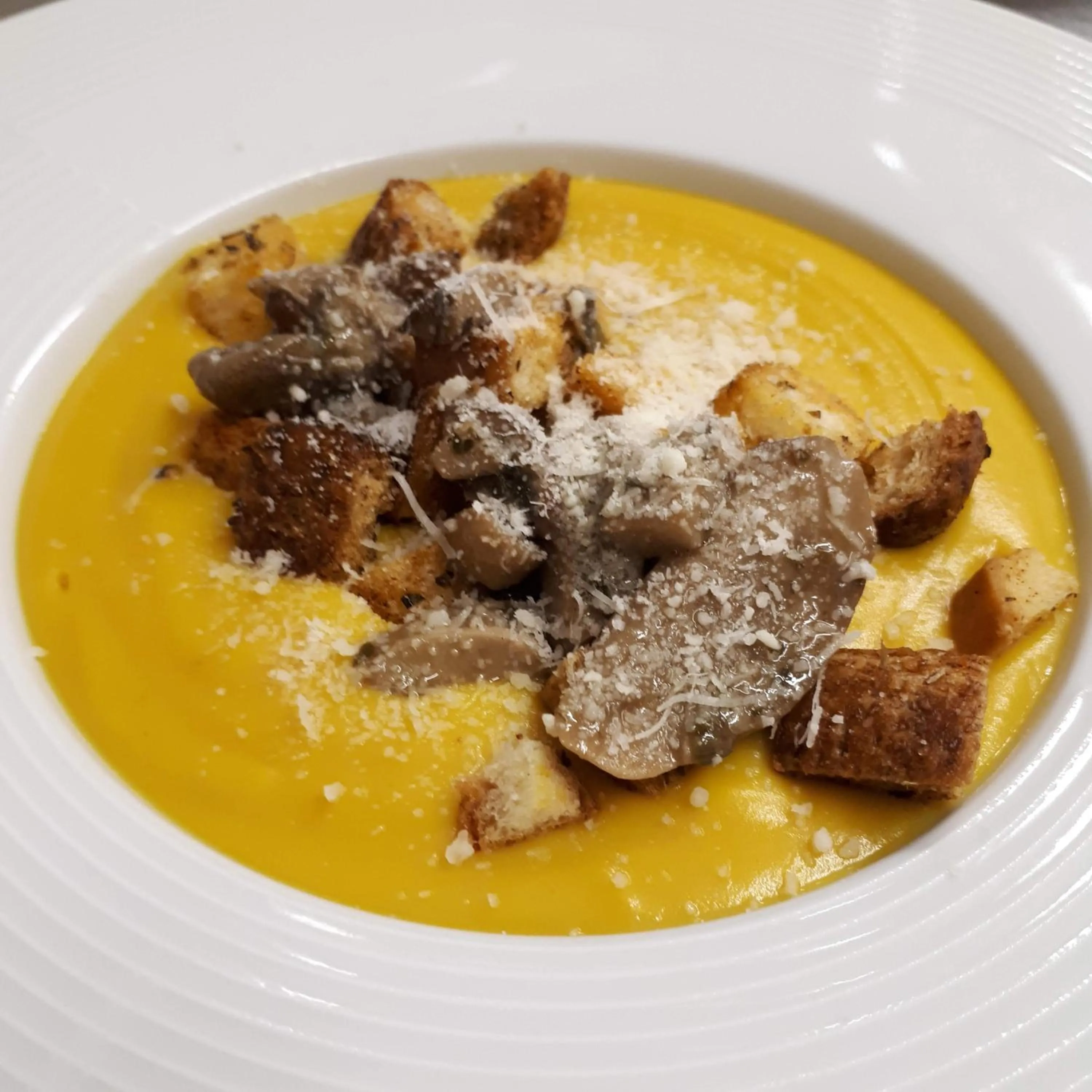 Restaurant/places to eat in Agriturismo Ai Carpini