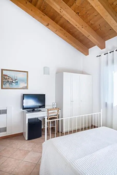 Photo of the whole room, Bed in Agriturismo Ai Carpini