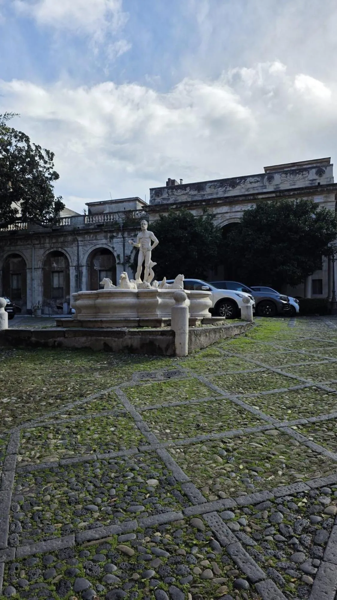 Garden in Palazzo Bruca Catania