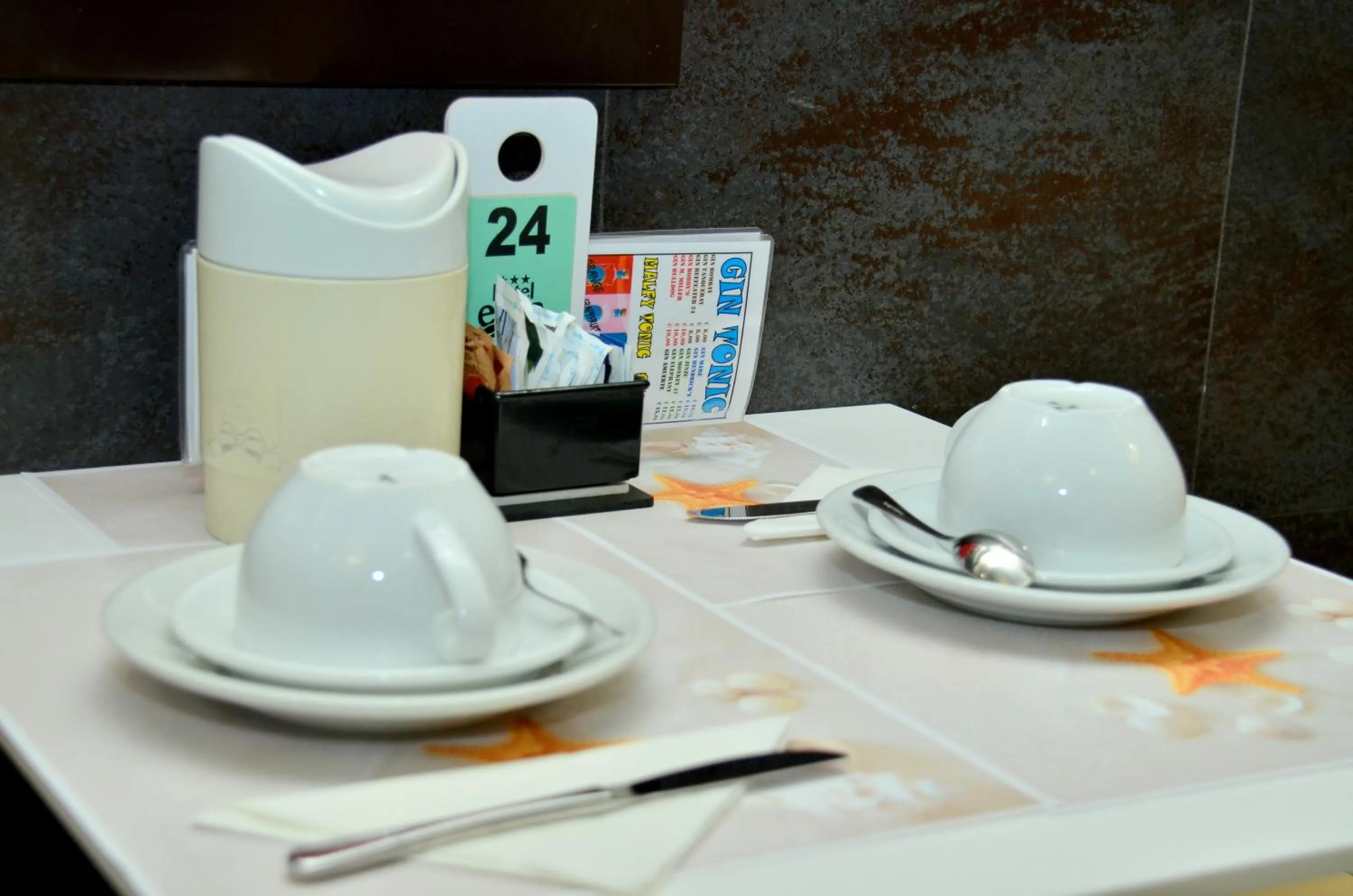 Breakfast in Hotel Etna