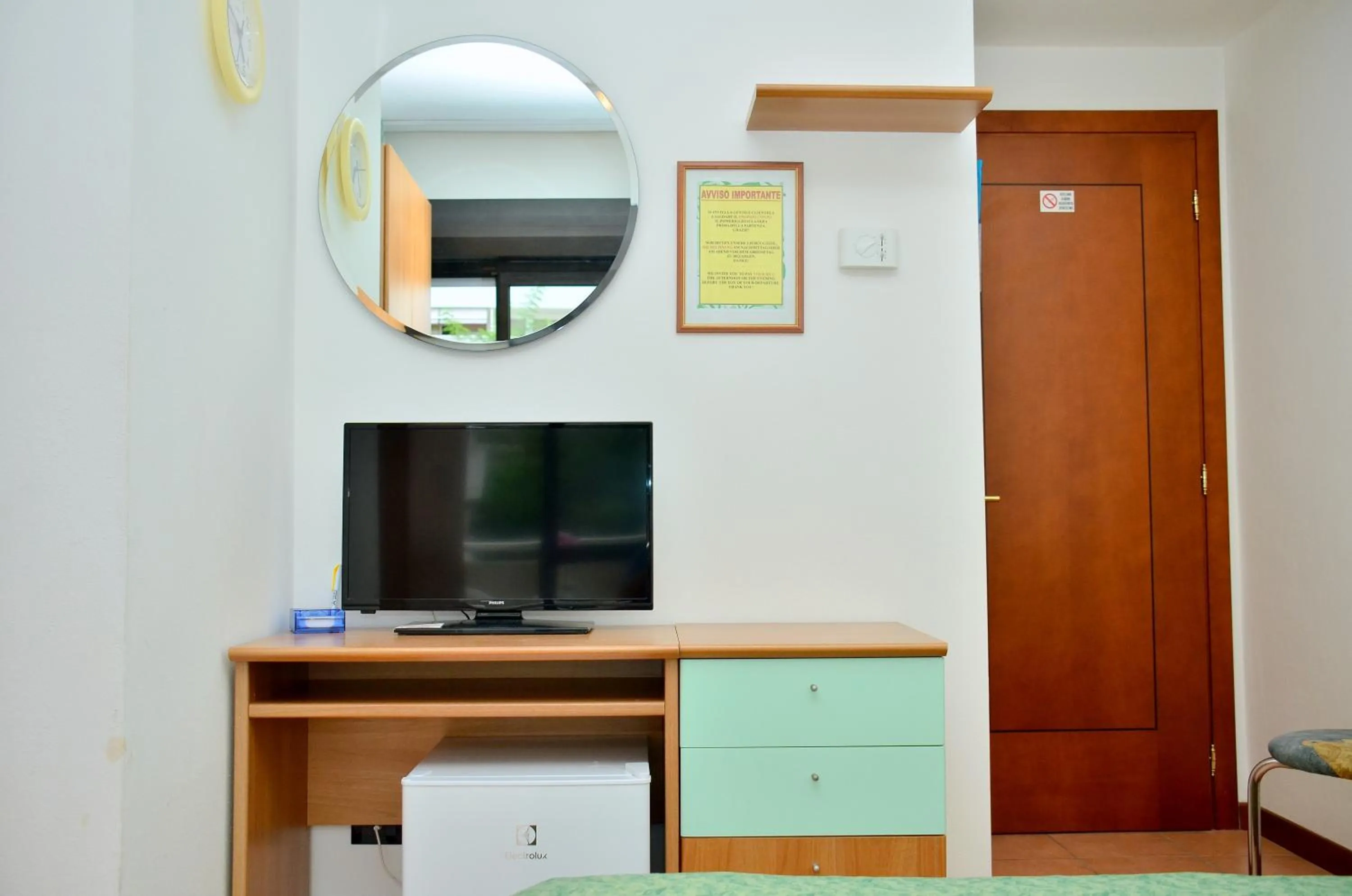 TV and multimedia in Hotel Etna