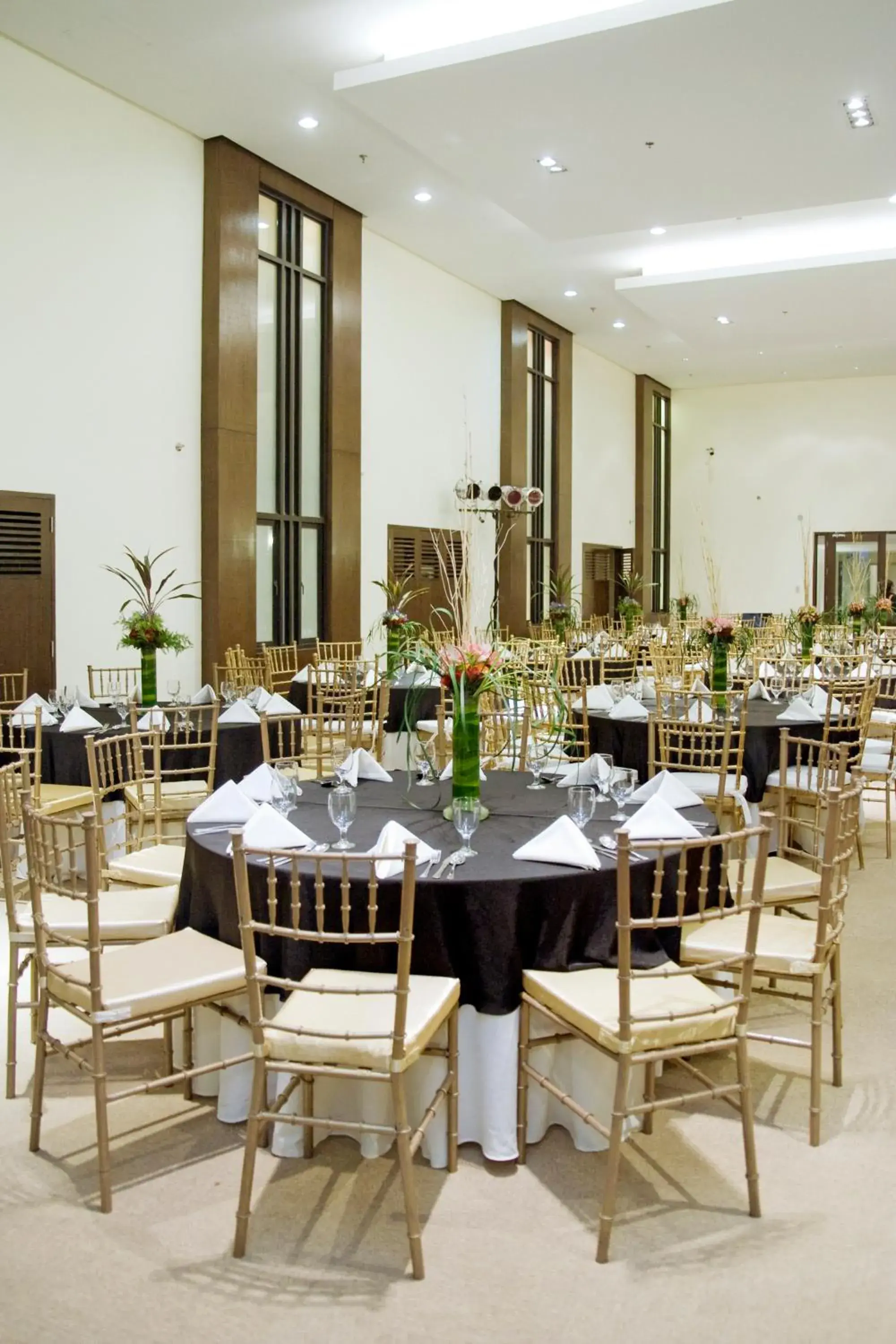 Banquet/Function facilities, Restaurant/Places to Eat in Oracle Hotel and Residences Banquet/Function facilities, Restaurant/Places to Eat in Oracle Hotel and Residences