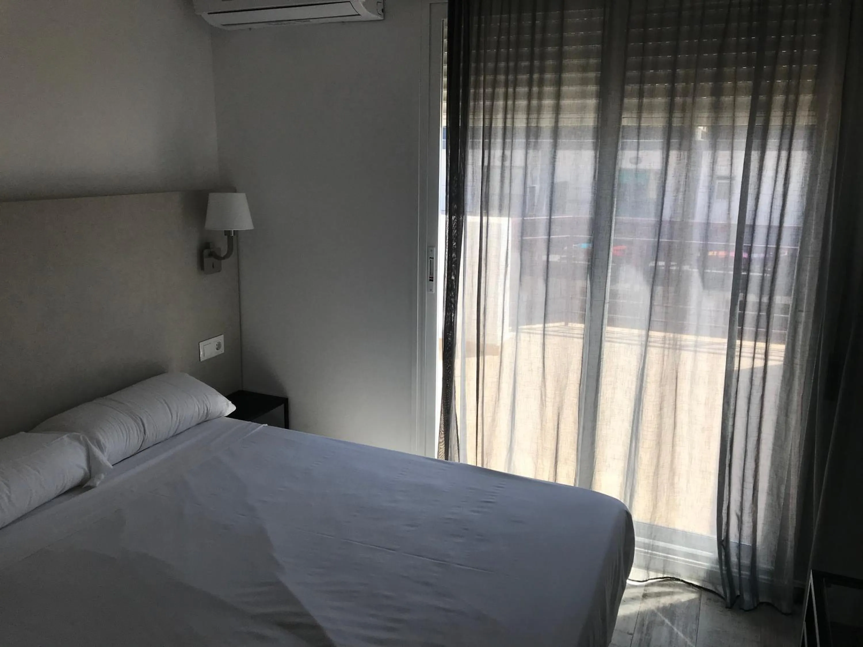 Photo of the whole room, Bed in Hotel Boutique Centro BBB Auto check in