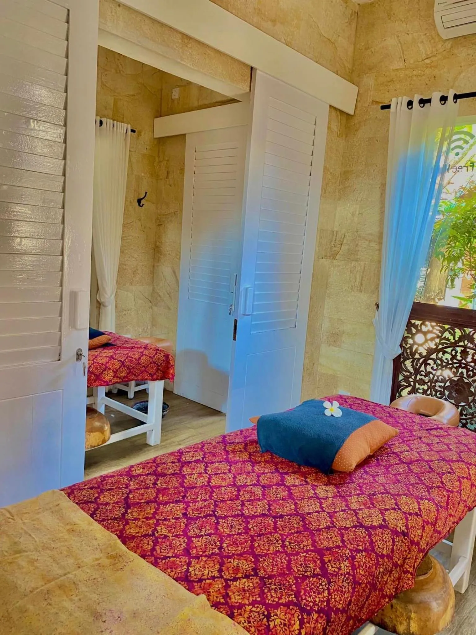 Bed in Bayshore Villa