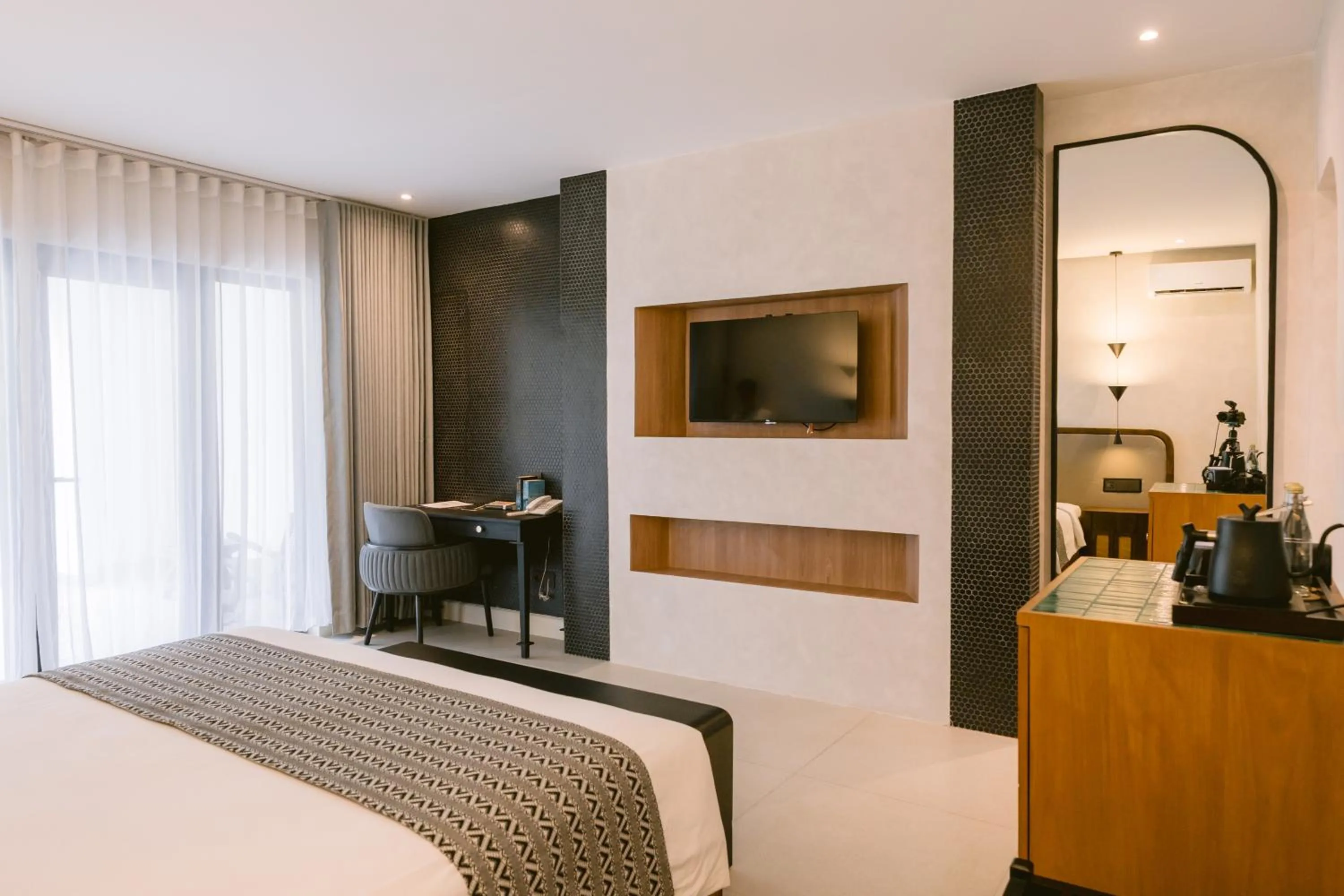 Bedroom, Bed in Legong Keraton Beach Hotel