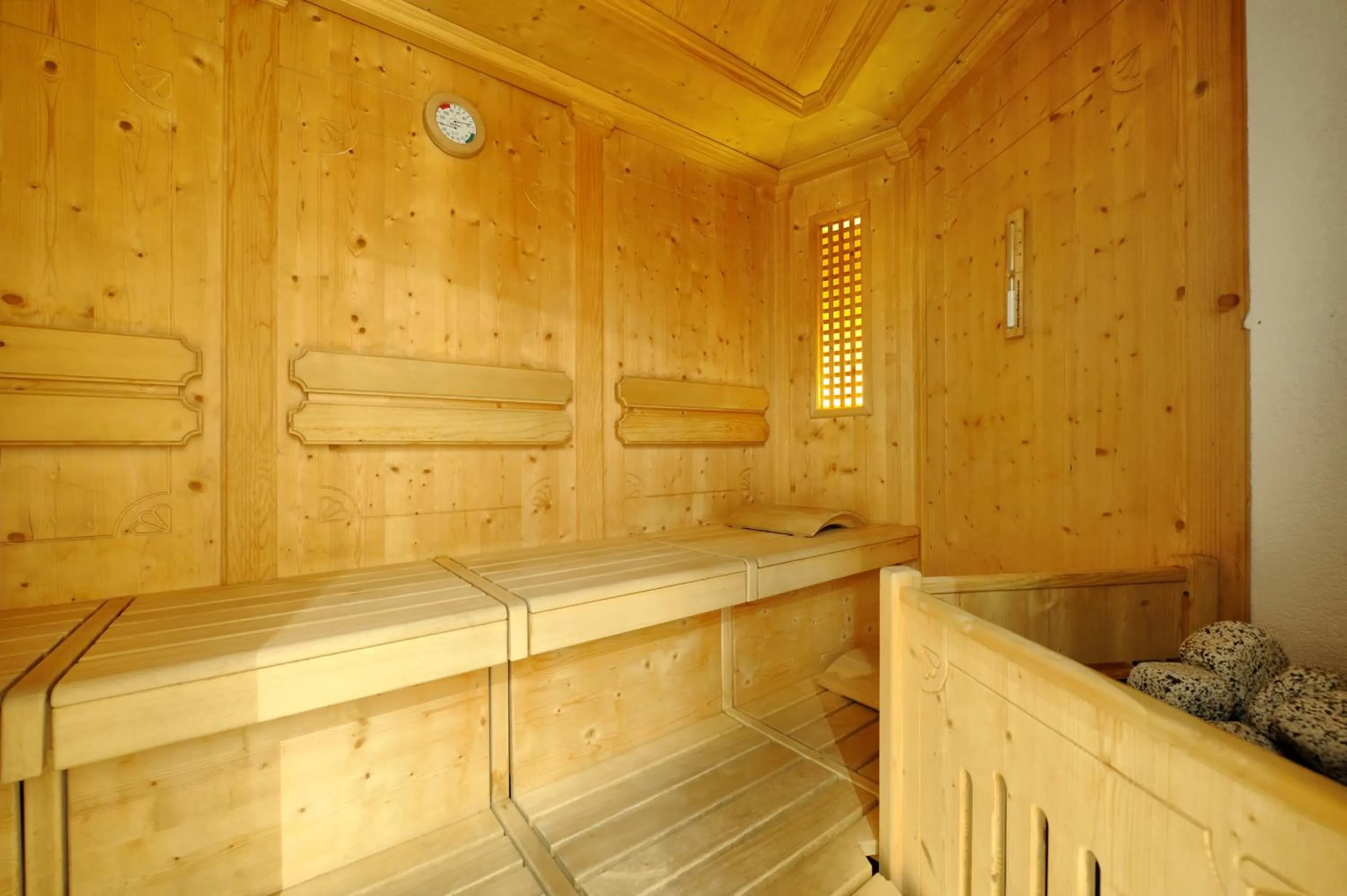 Sauna in Hotel Montana