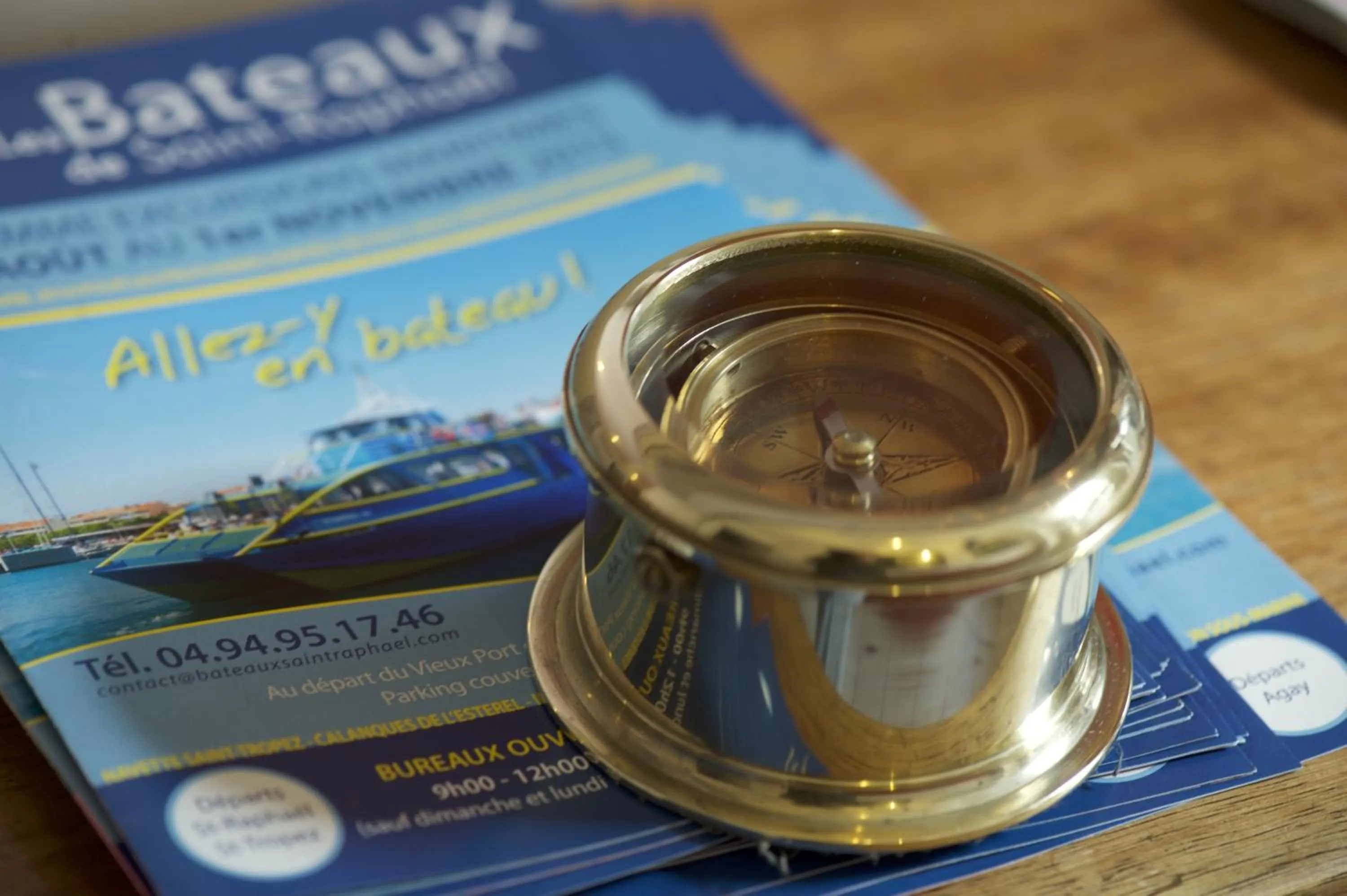 Decorative detail in Nouvel Hotel