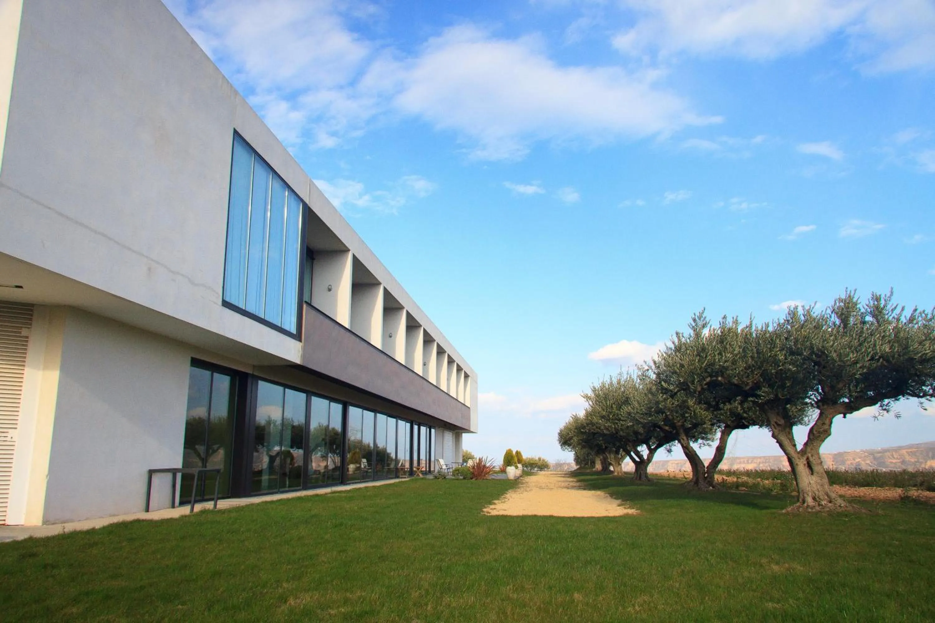 Property building in Hotel-Bodega Finca de Los Arandinos