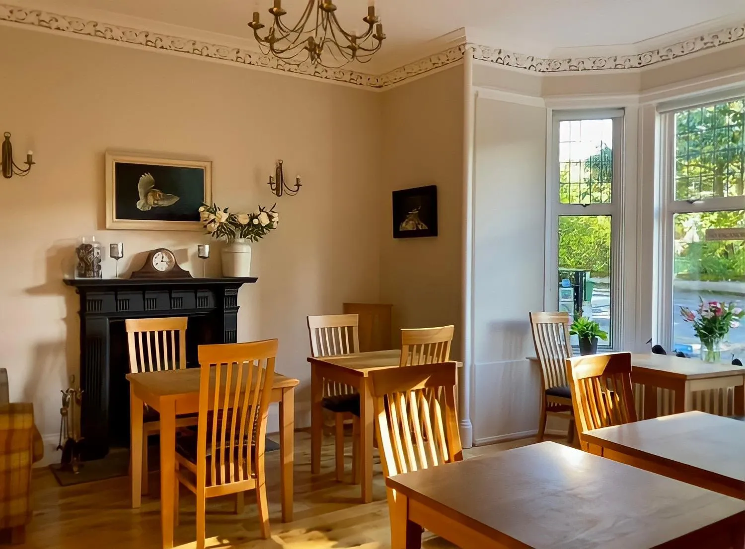 Dining area in Fernbank House