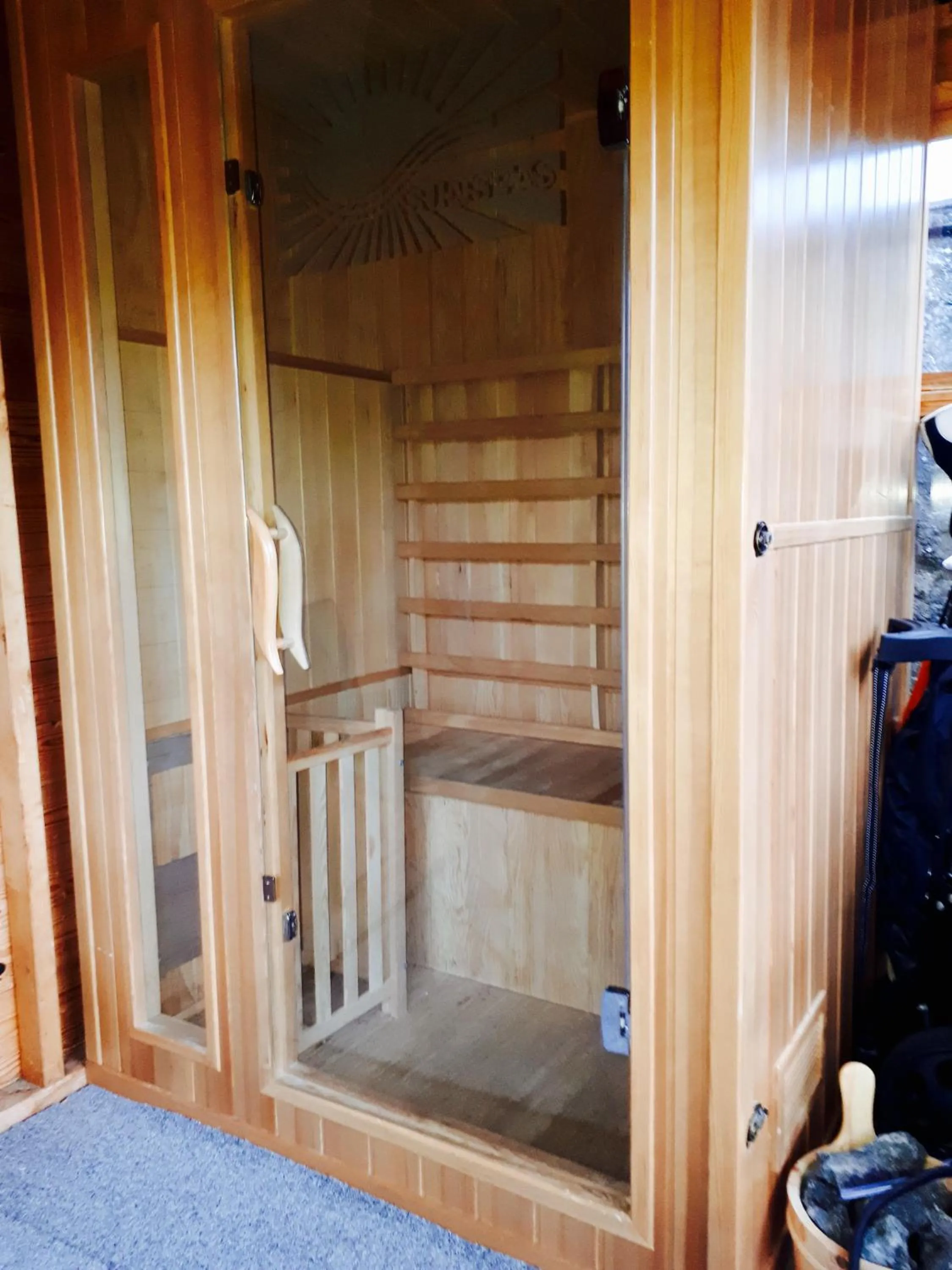 Sauna in Fernbank House