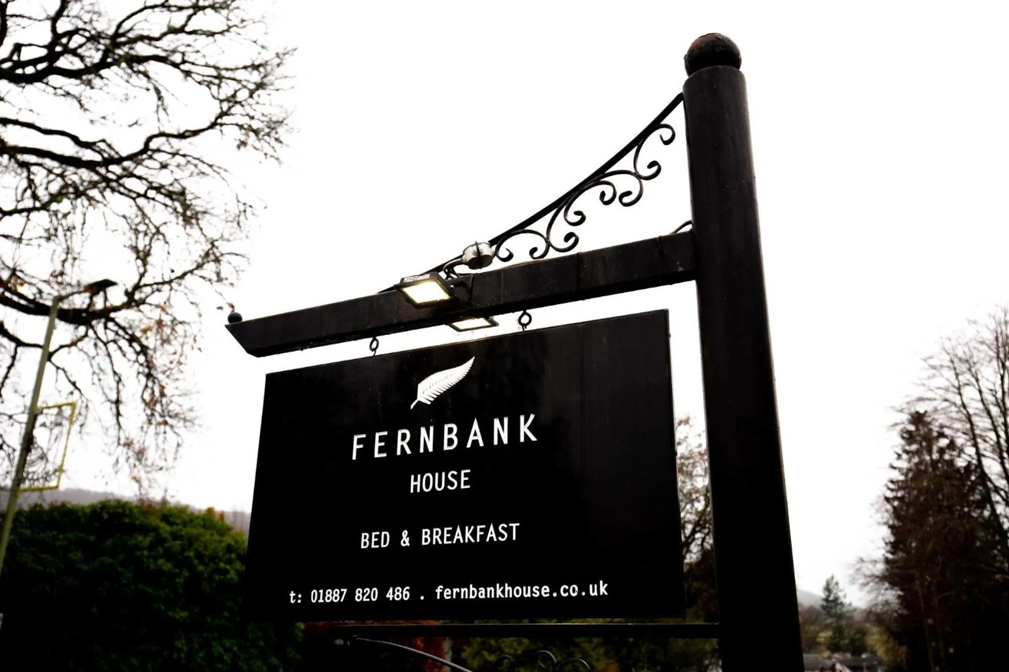 Logo/Certificate/Sign in Fernbank House