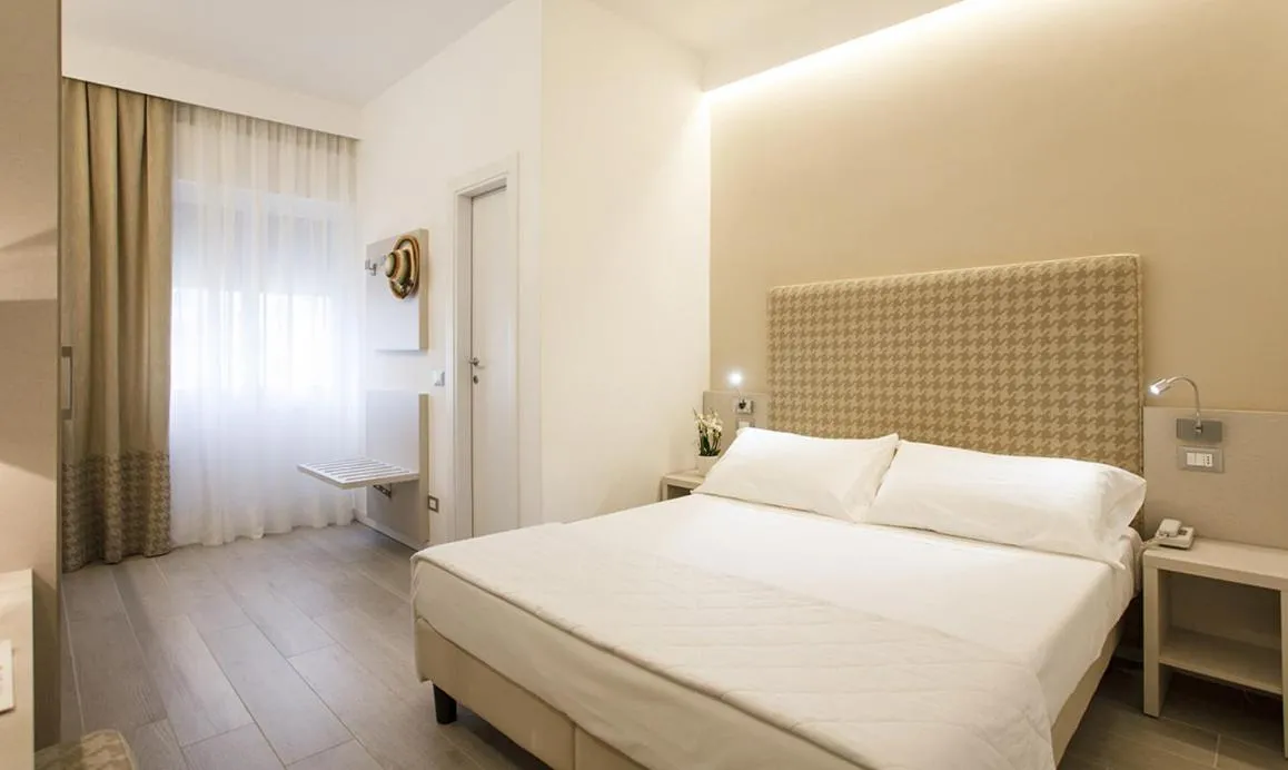 Bed in Hotel Grottamare