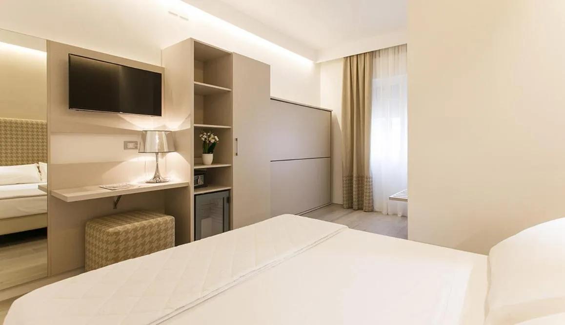 Bed in Hotel Grottamare