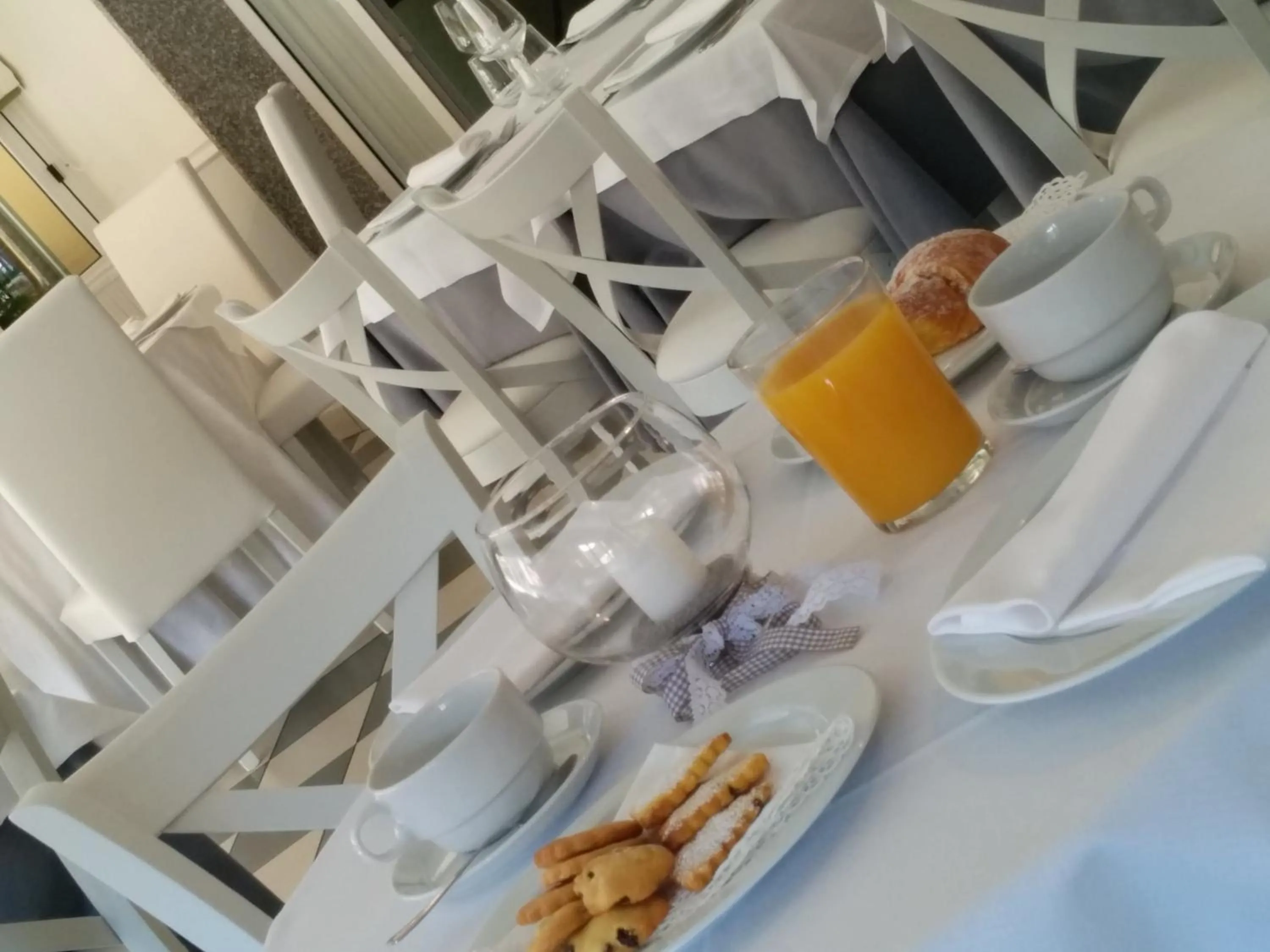 Breakfast in Hotel Grottamare