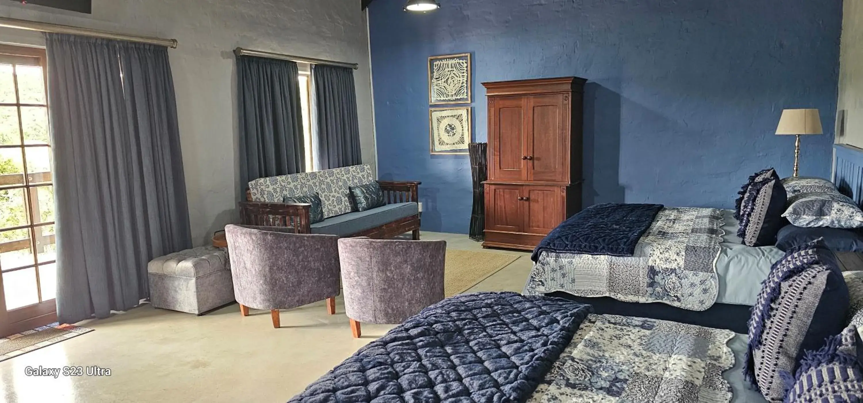 Seating area, Bed in Valley Bushveld Country Lodge Seating area, Bed in Valley Bushveld Country Lodge