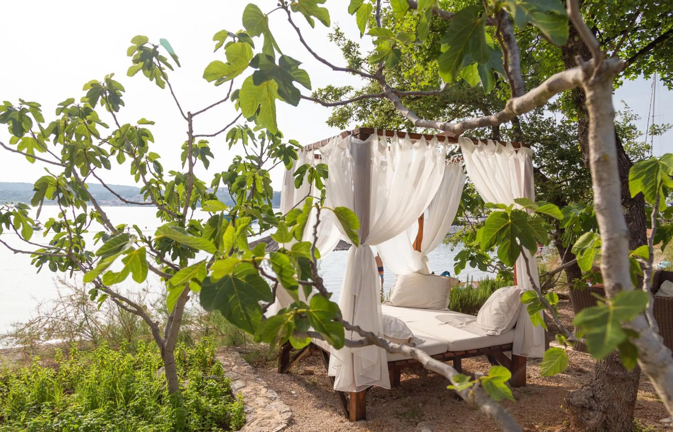 Garden in Krk Mobile Homes