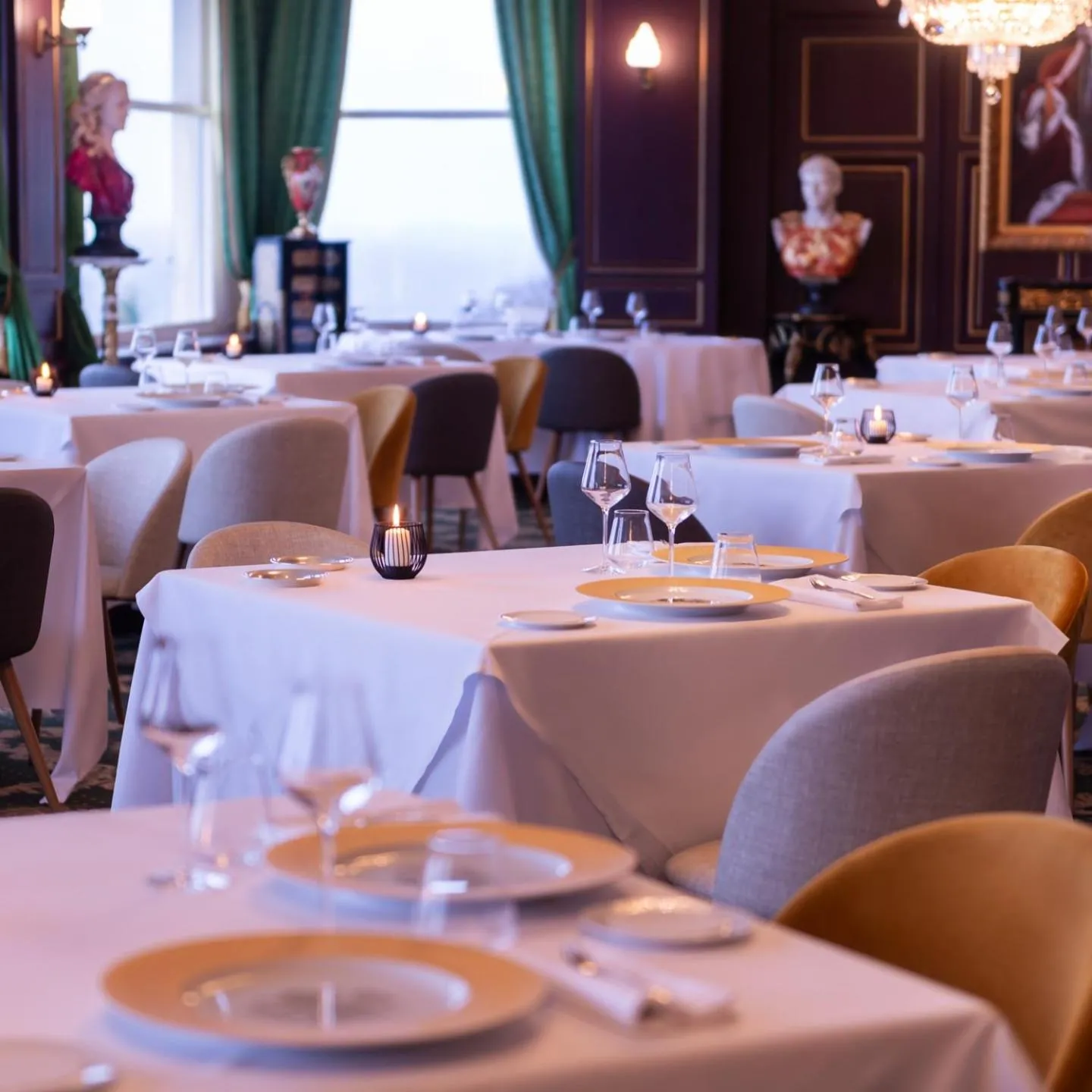 Restaurant/places to eat in Chateau Le Prieuré Saumur - La Maison Younan