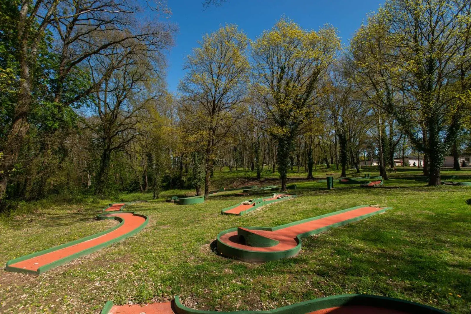 Property building in Chateau Le Prieuré Saumur - La Maison Younan Property building in Chateau Le Prieuré Saumur - La Maison Younan