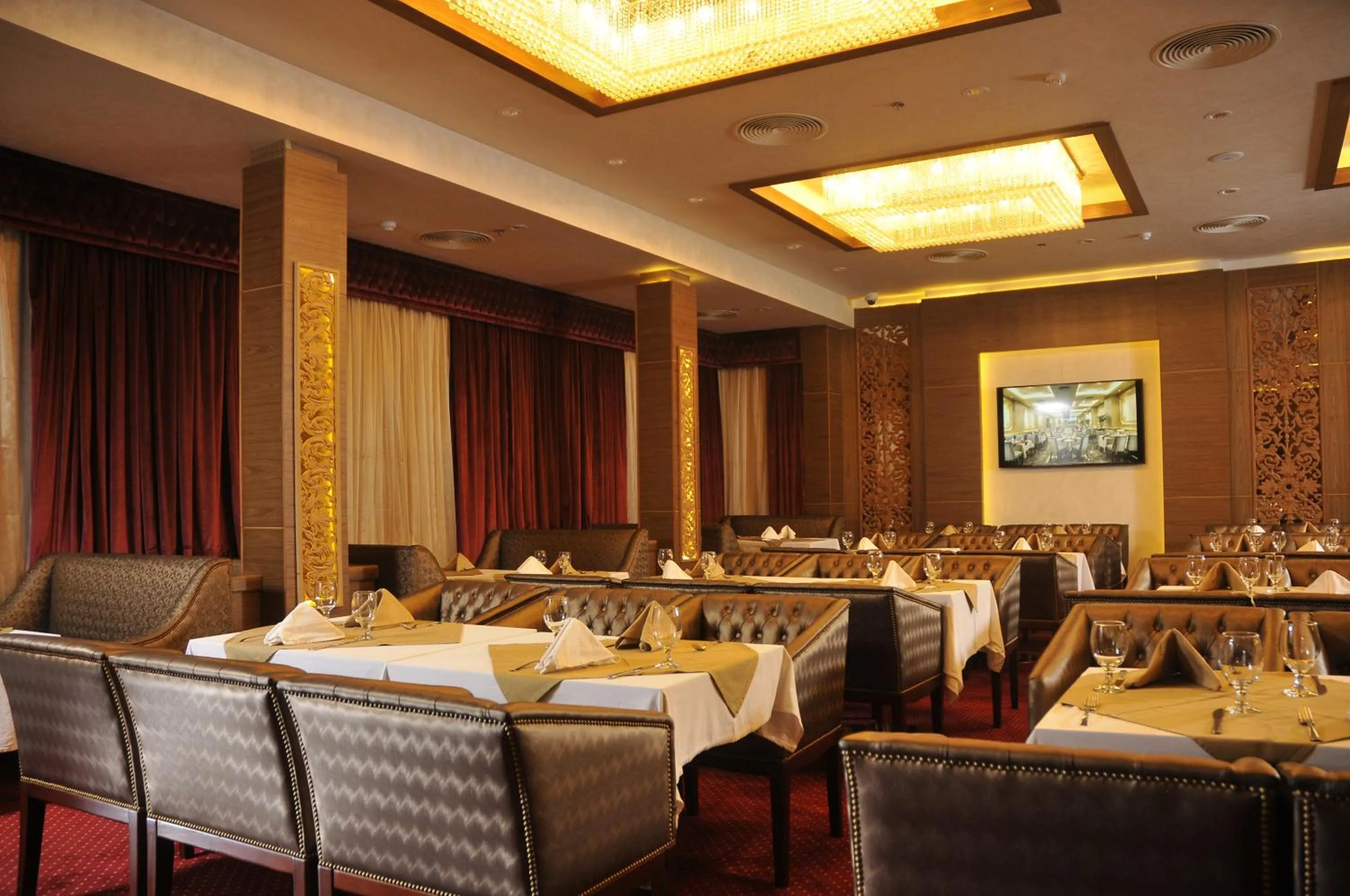 Golden Inn Hotel
