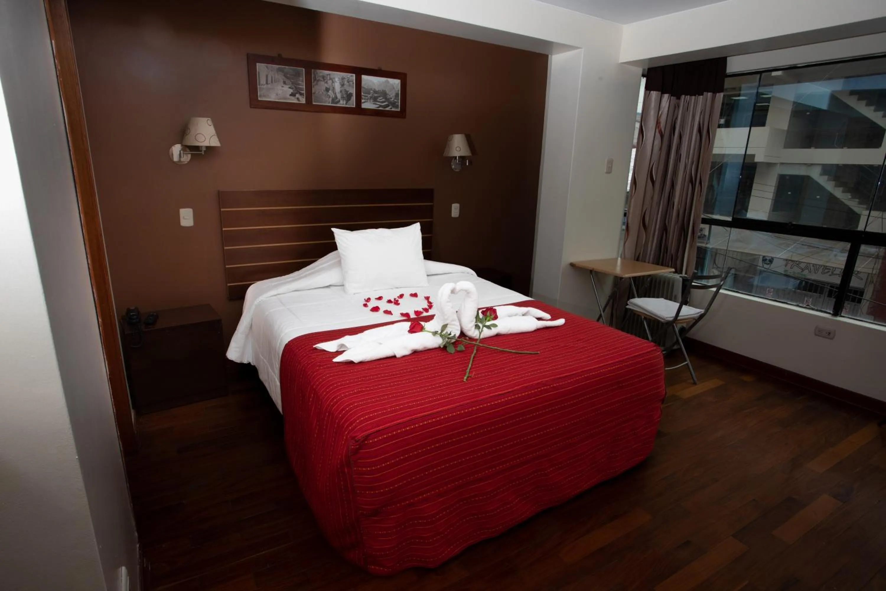 Bed in Kapac Inn Hotel