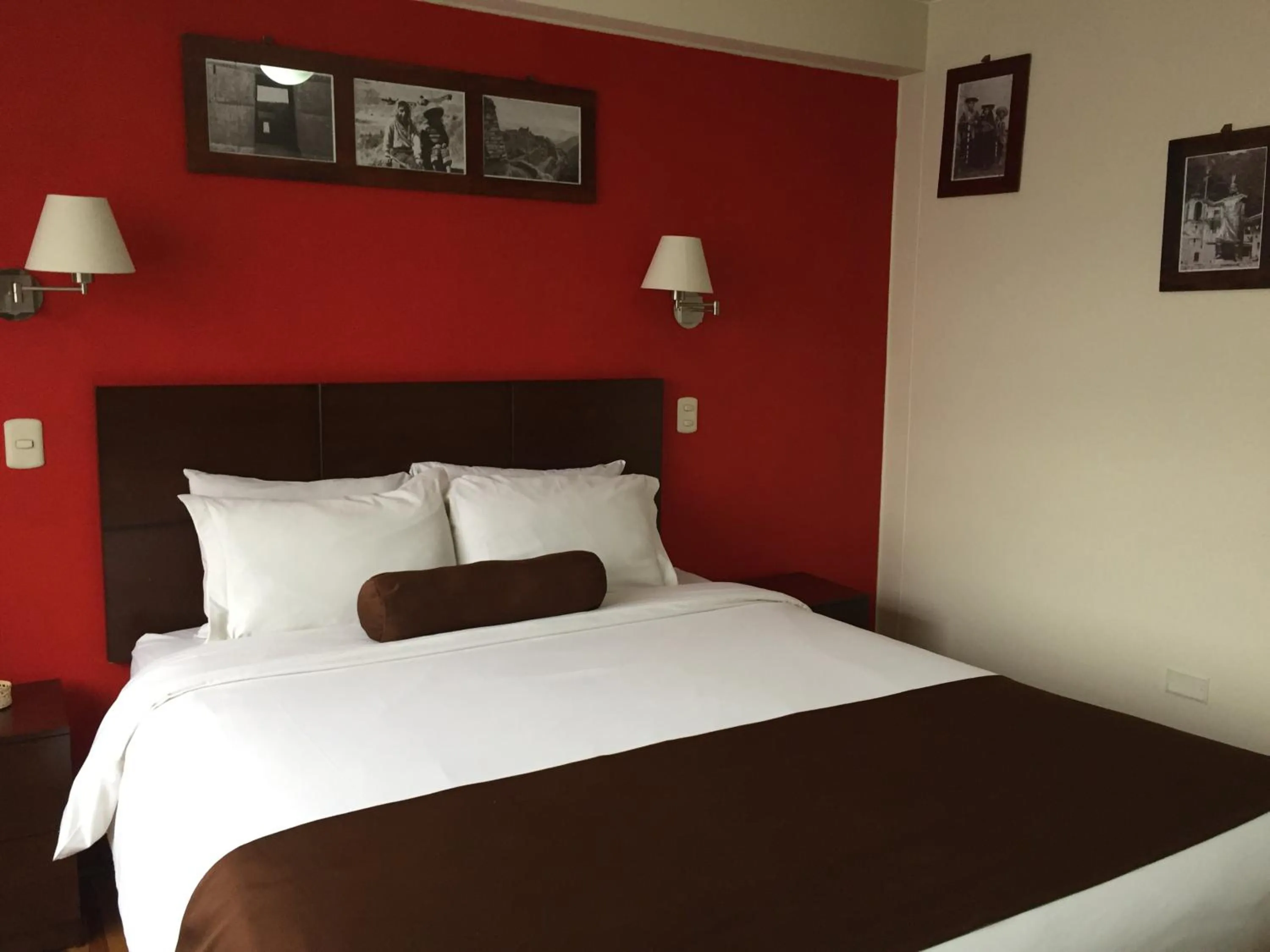 Bed in Kapac Inn Hotel