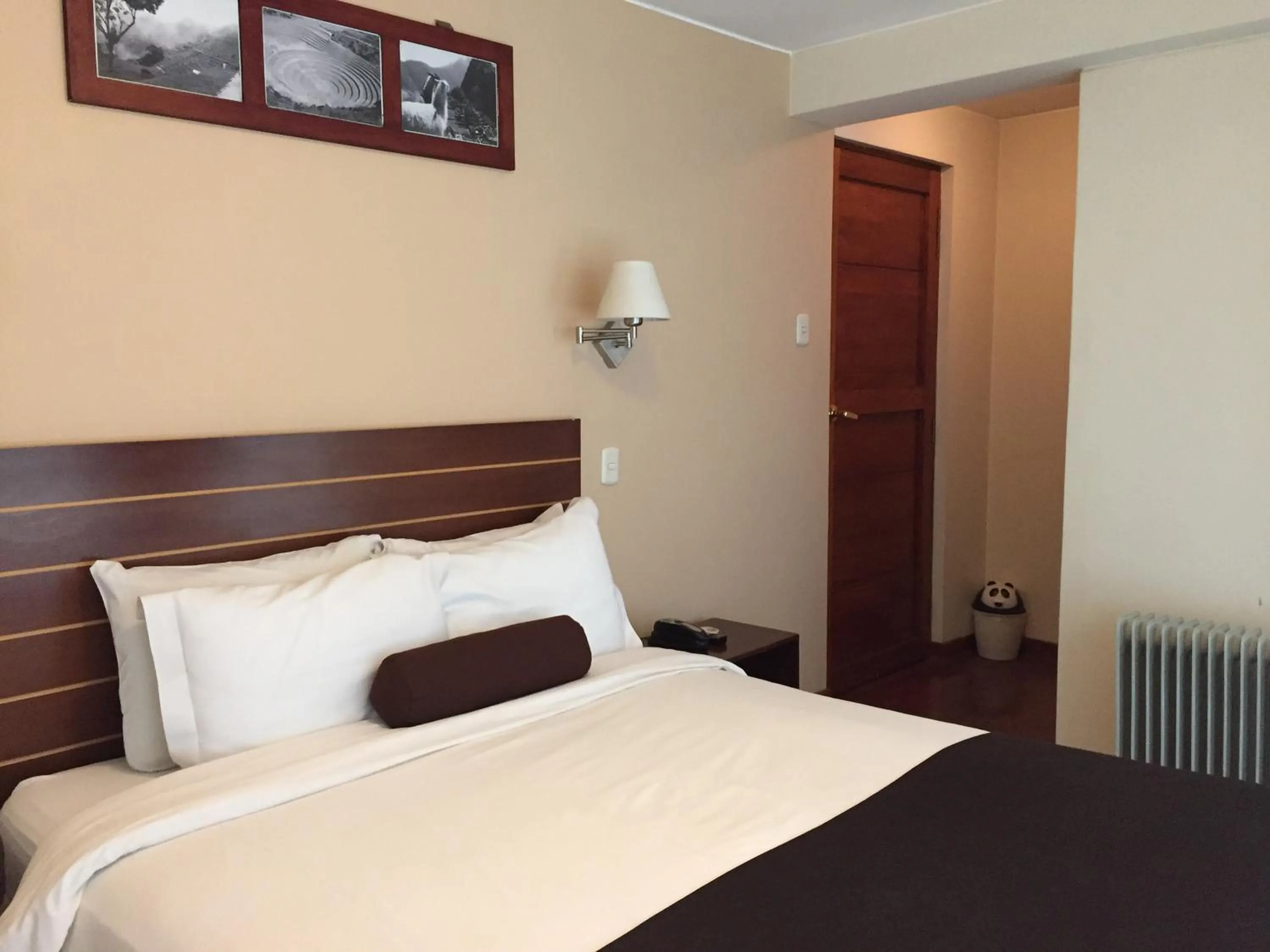 Bed in Kapac Inn Hotel