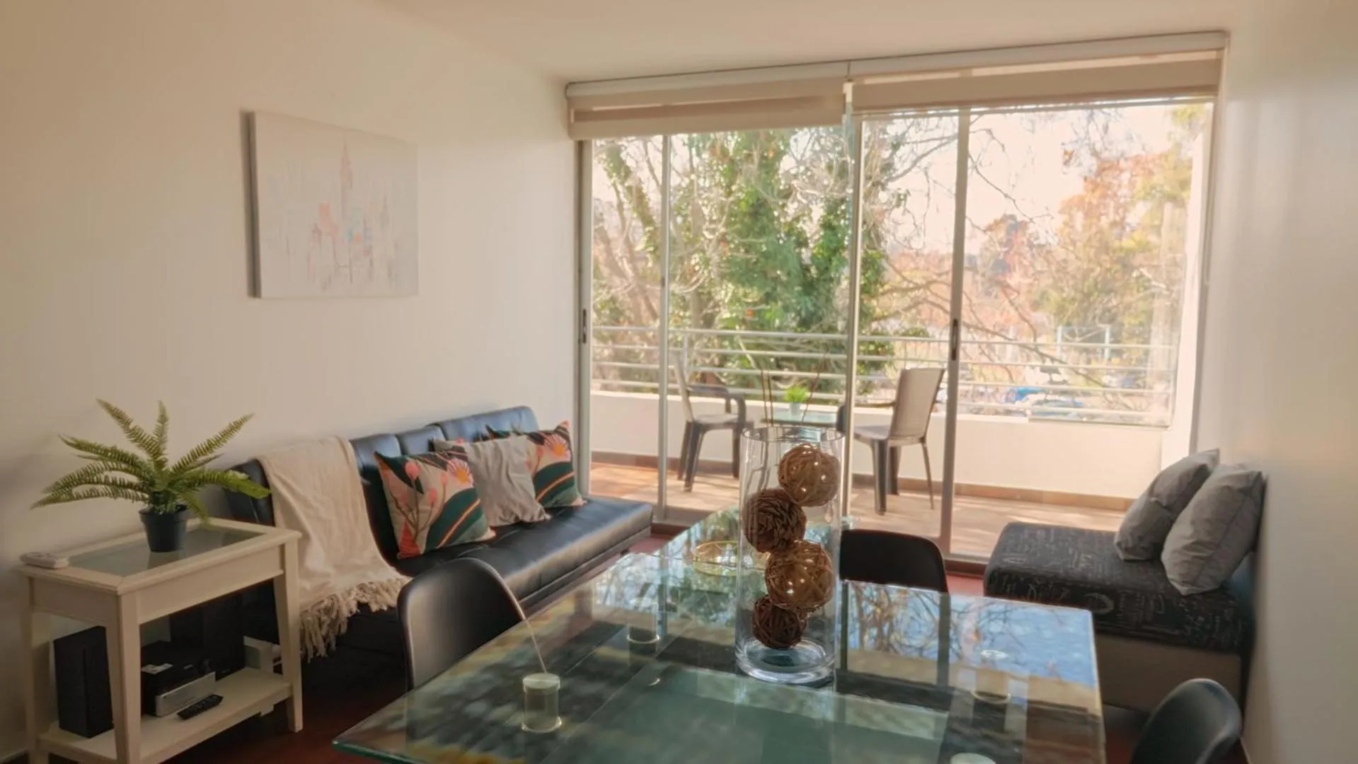 Dining area in Norus Providencia